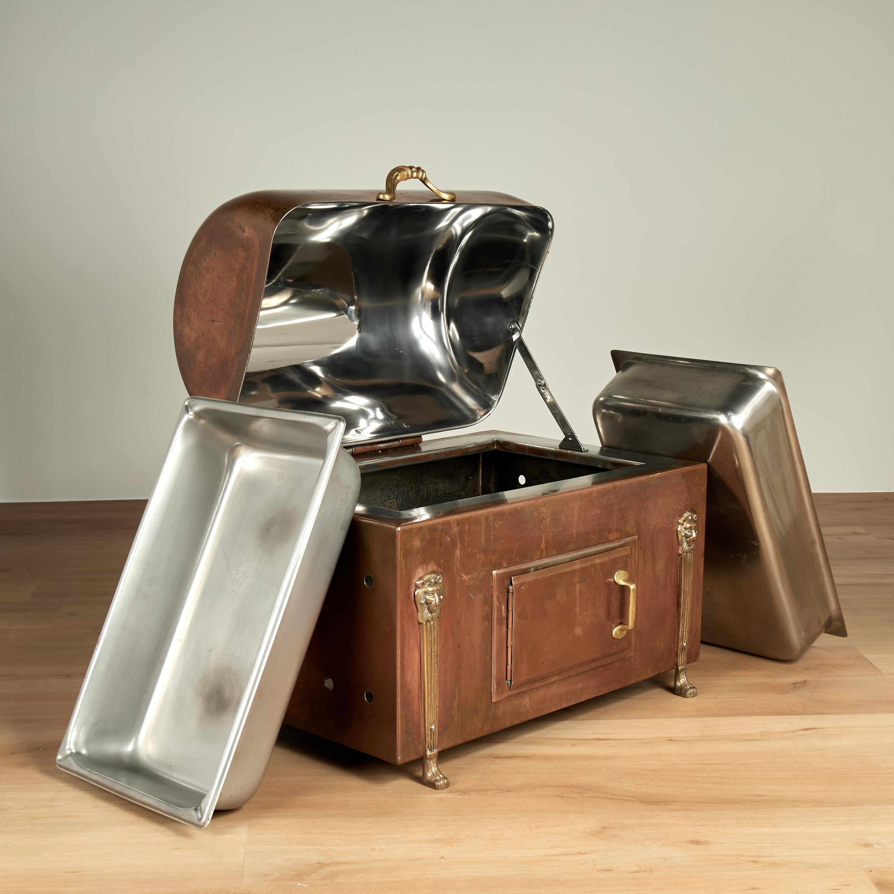 Chauffe-plat ou hotte à dôme en cuivre néoclassique vintage français en vente 2