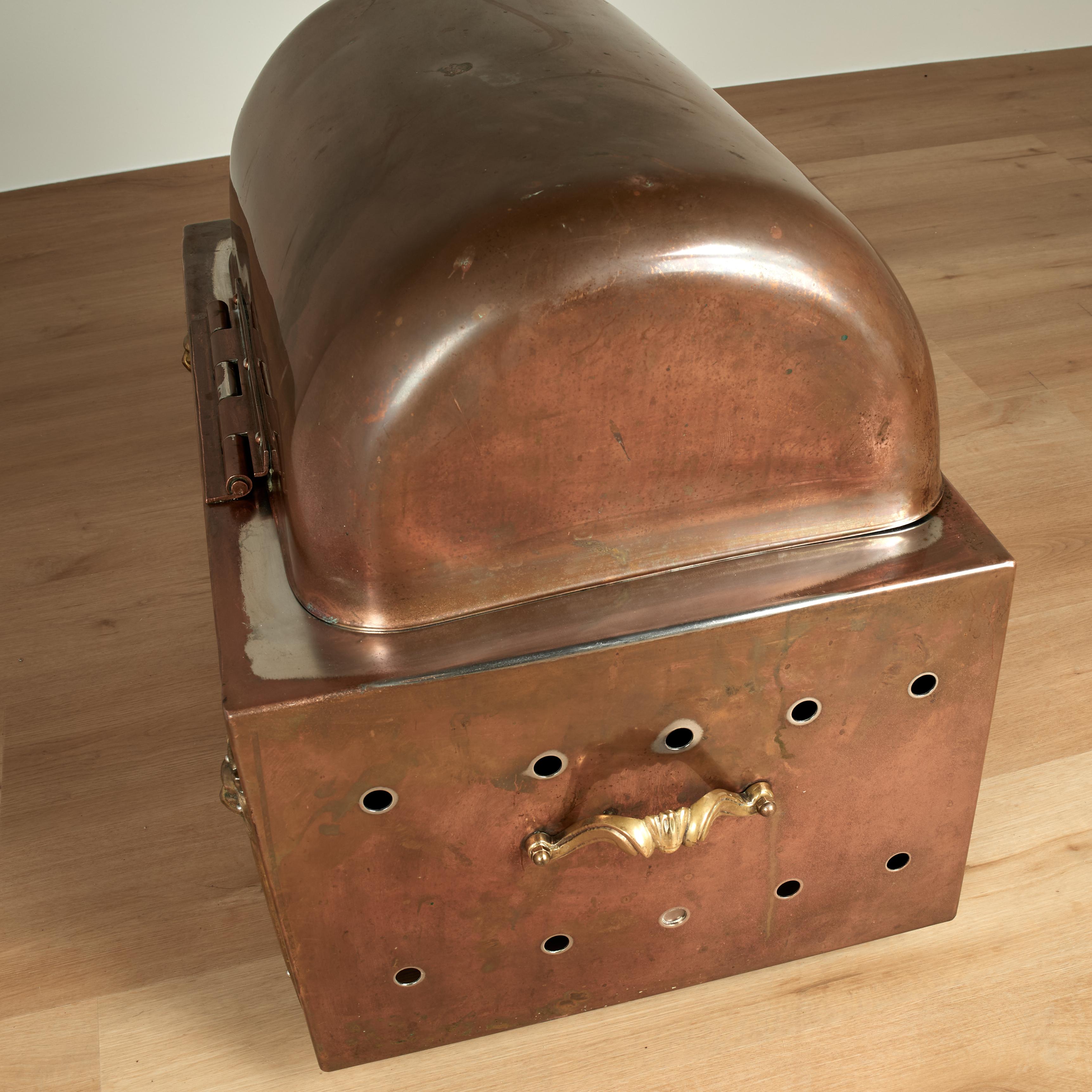 Chauffe-plat ou hotte à dôme en cuivre néoclassique vintage français en vente 5