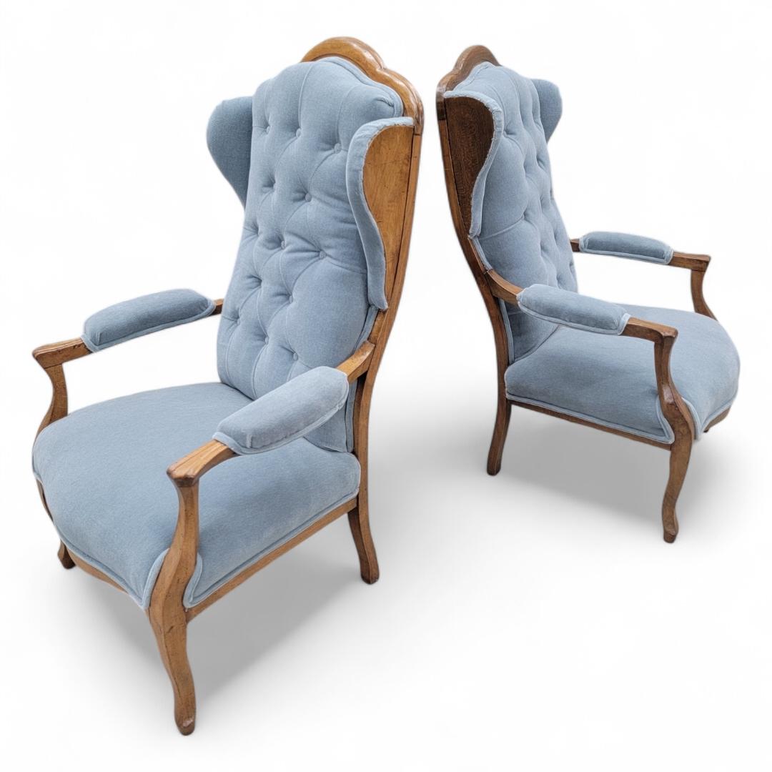 Mohair Paire de fauteuils vintage de style Biedermeier, nouvellement tapissés en vente