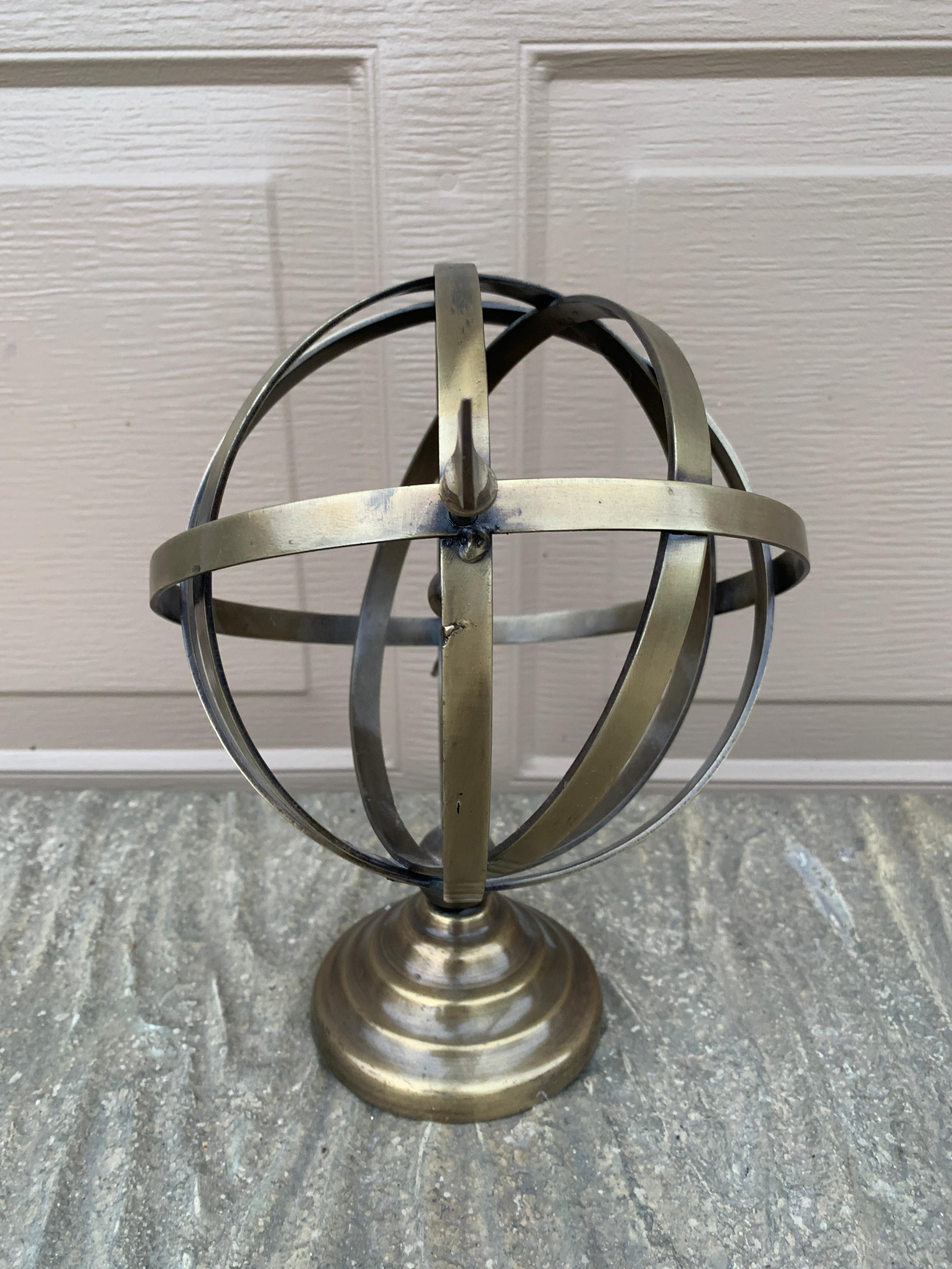 Meridiana armillare da giardino in ottone vintage French Country in vendita 4