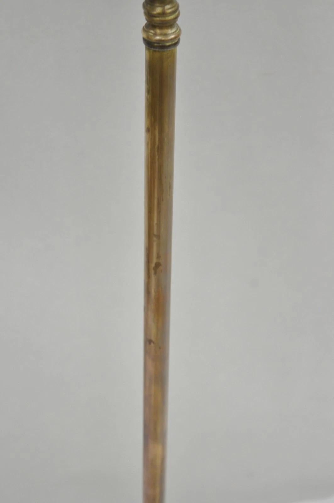 Vintage Französisch Land Messing Lesen Stehleuchte mit Tole Metall Schatten im Angebot 2