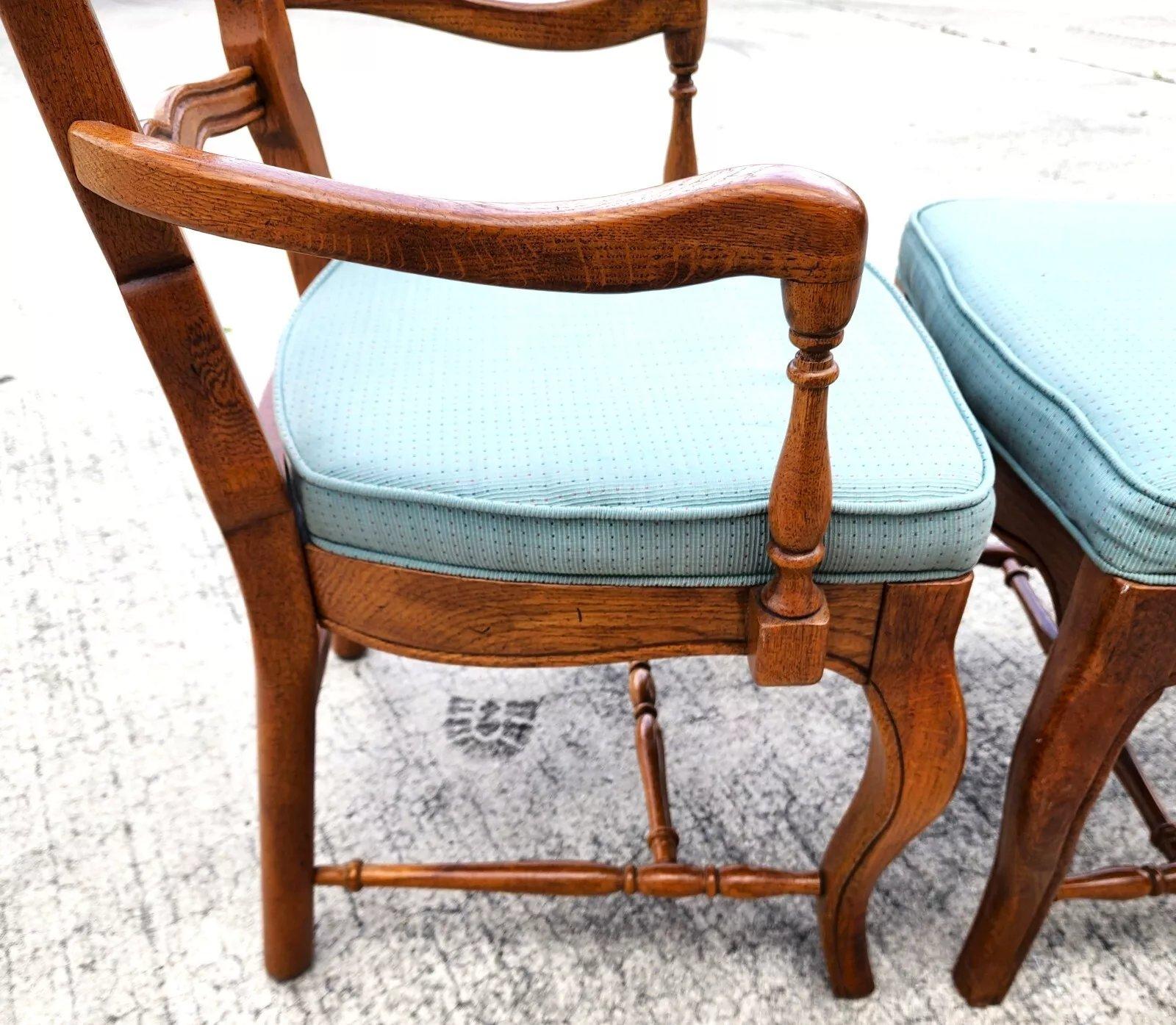 Set di 8 sedie da pranzo vintage di campagna francese in vendita 6