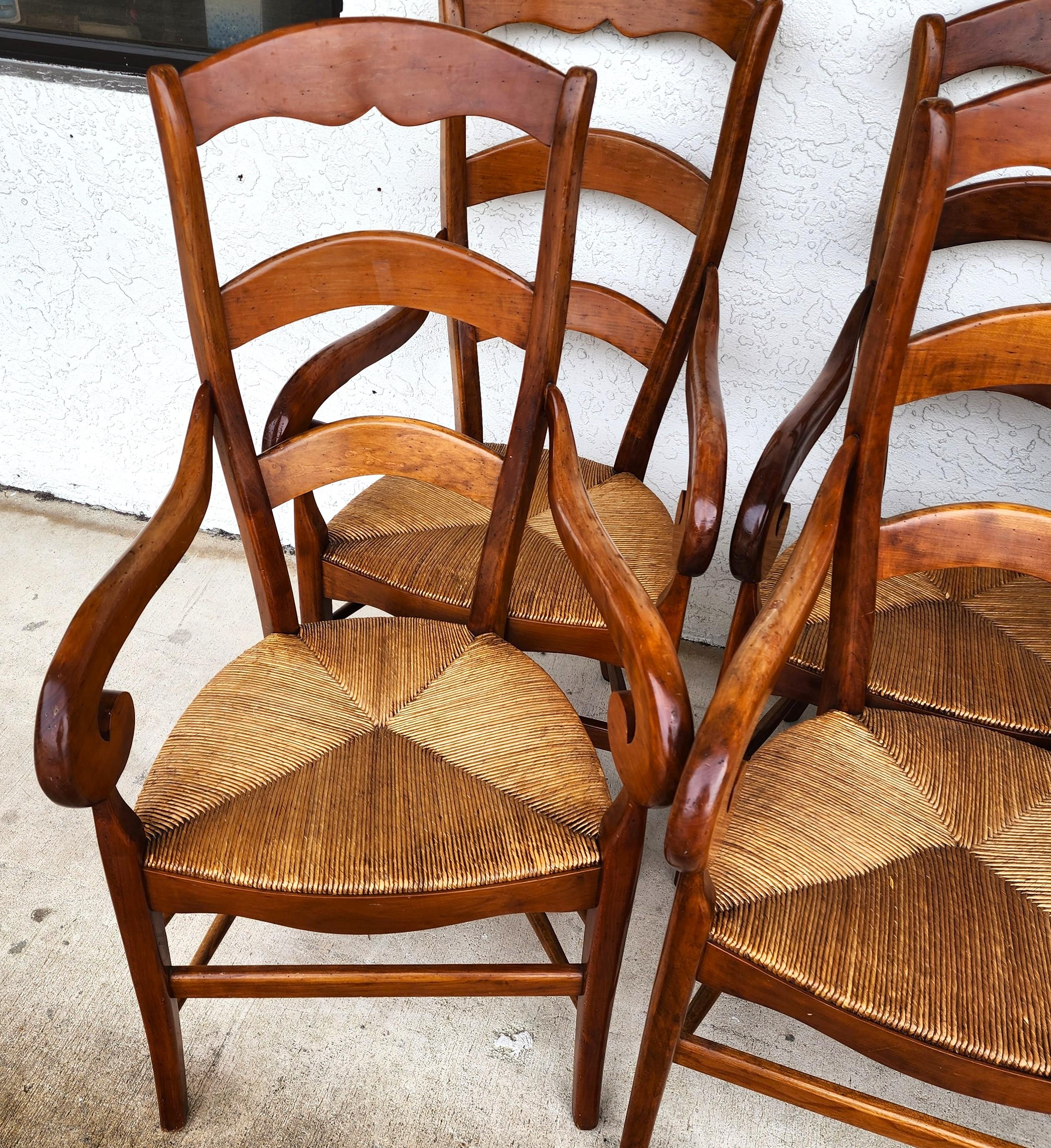 Set di 8 sedie da pranzo vintage di campagna francese in vendita 8