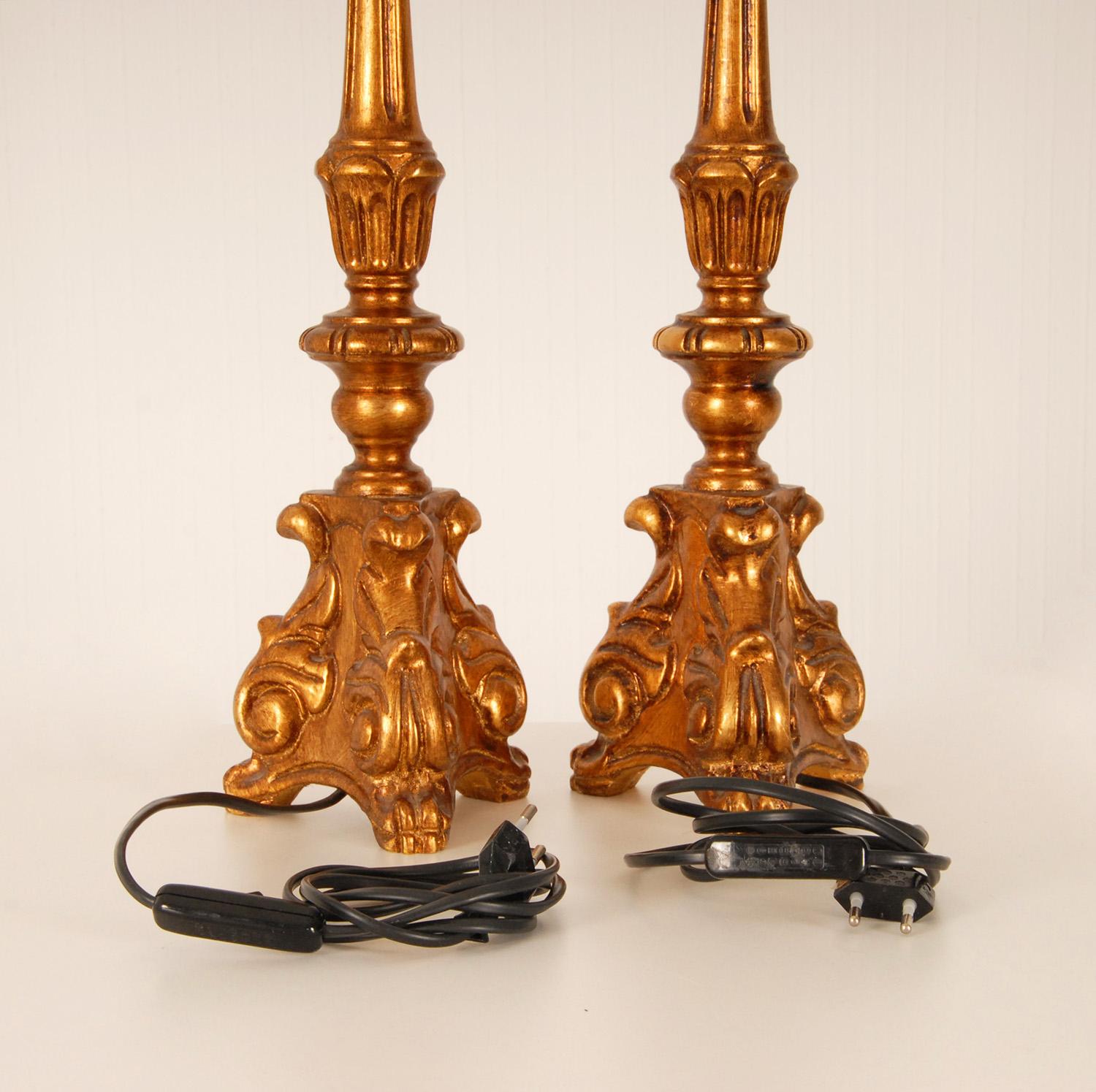Vintage French Country Style Gold Giltwood Green Baroque Table Lamps, a Pair For Sale 2