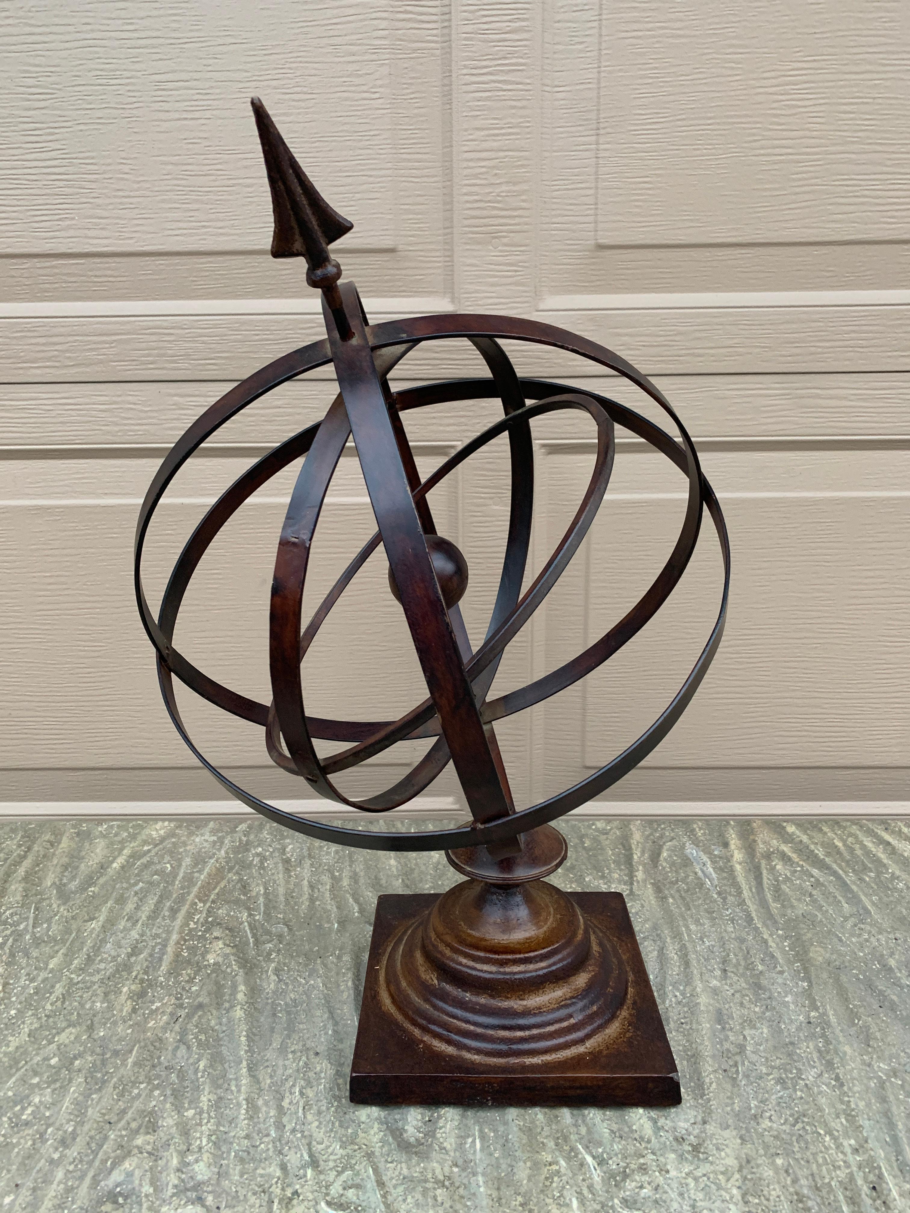Vintage Französisch Land Eisen Garten Armillary Sonnenuhr (Französische Provence) im Angebot