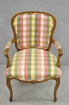Vintage French Country Louis XV Style Plaid Arm Chair von Simon Loscertales Bona