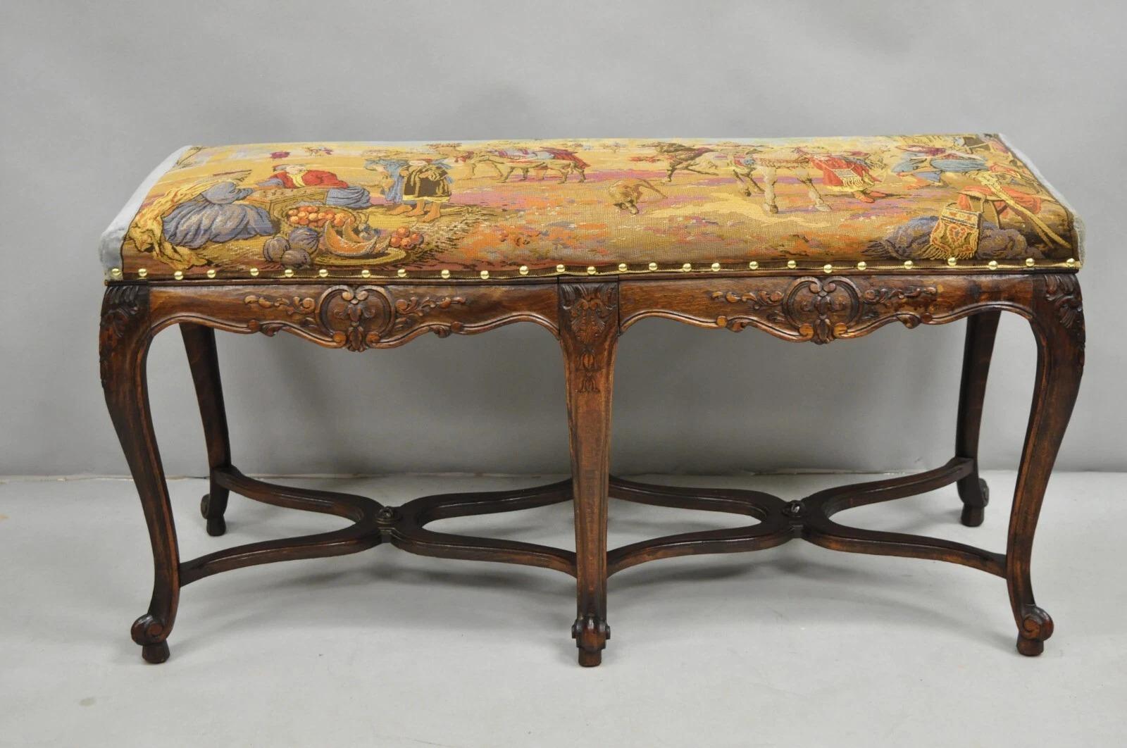 Vintage French Country Louis XV Style Walnut Bench w/ Arabian Market Tapestry For Sale 5