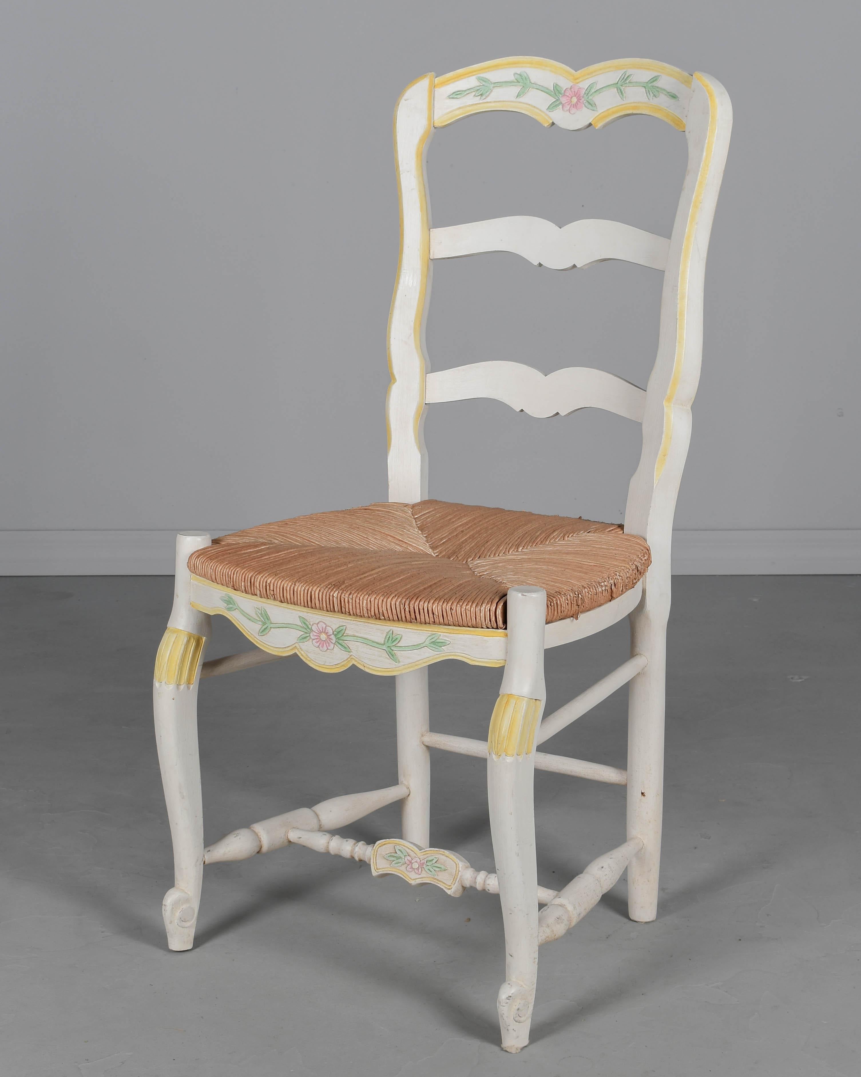 Juego de 6 sillas de comedor provenzales de estilo francés vintage en venta 2