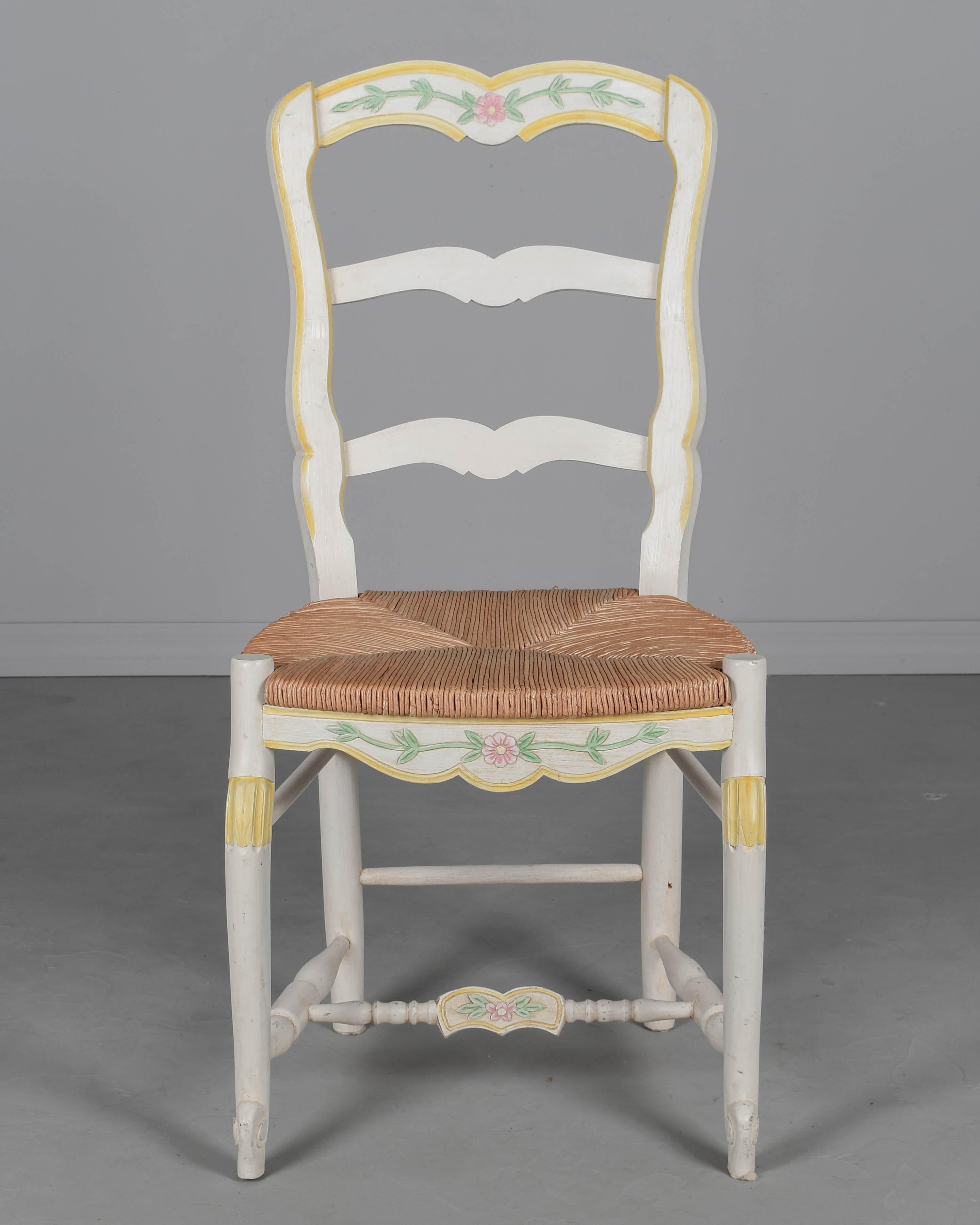 Juego de 6 sillas de comedor provenzales de estilo francés vintage en venta 3
