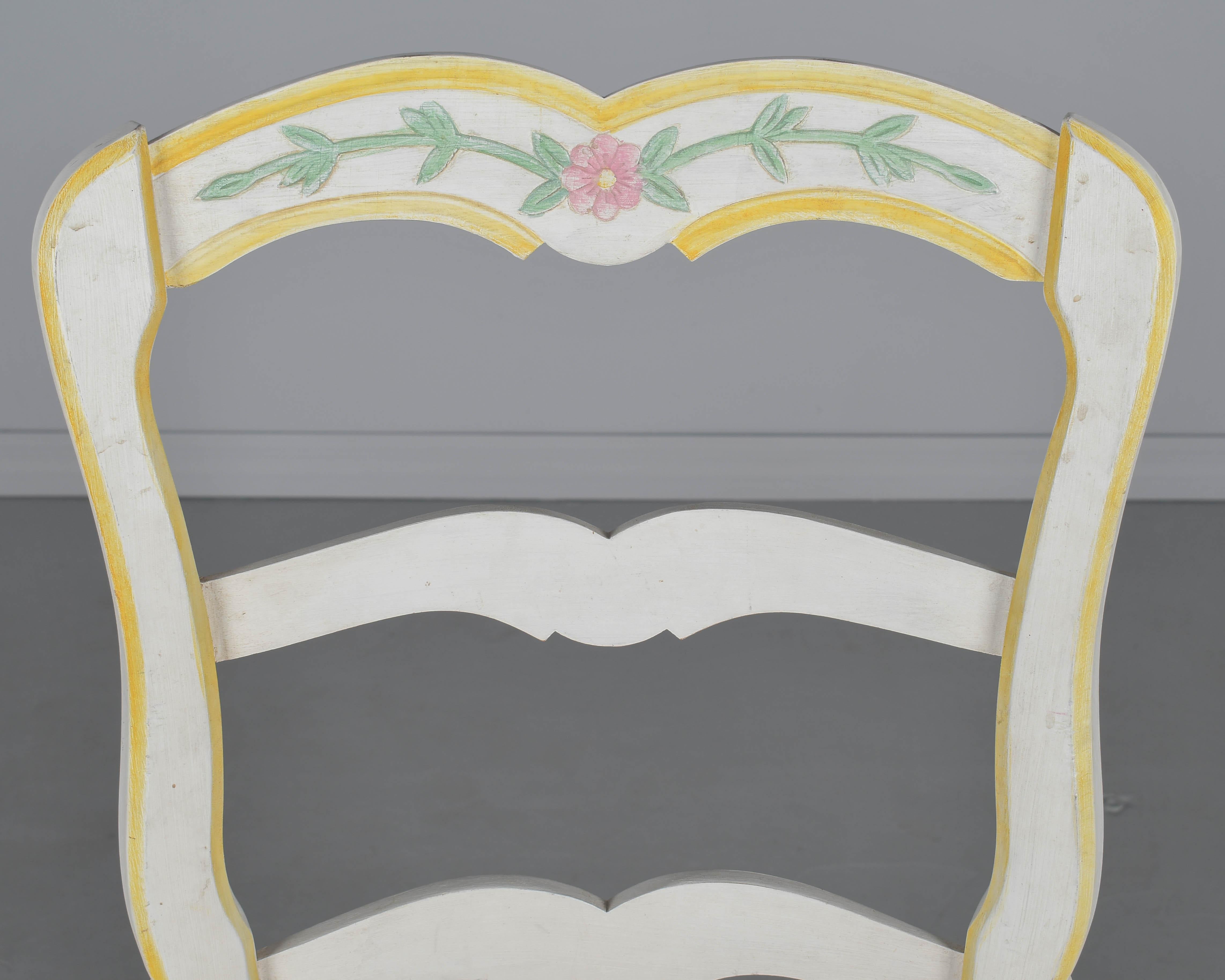 Juego de 6 sillas de comedor provenzales de estilo francés vintage en venta 7