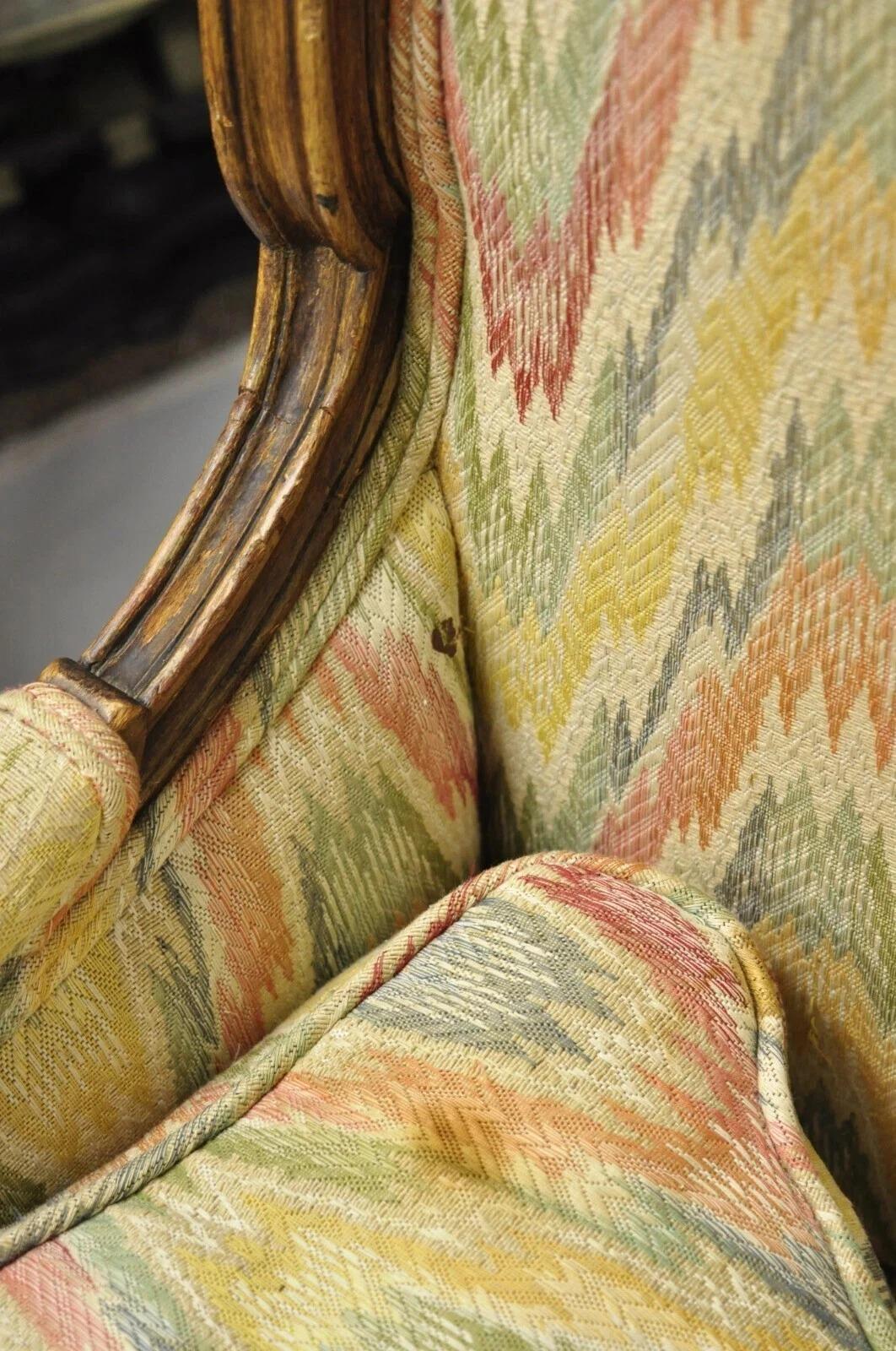 Vintage French Country Provincial High Back Walnut Arm Chairs (A) - a Pair en vente 4