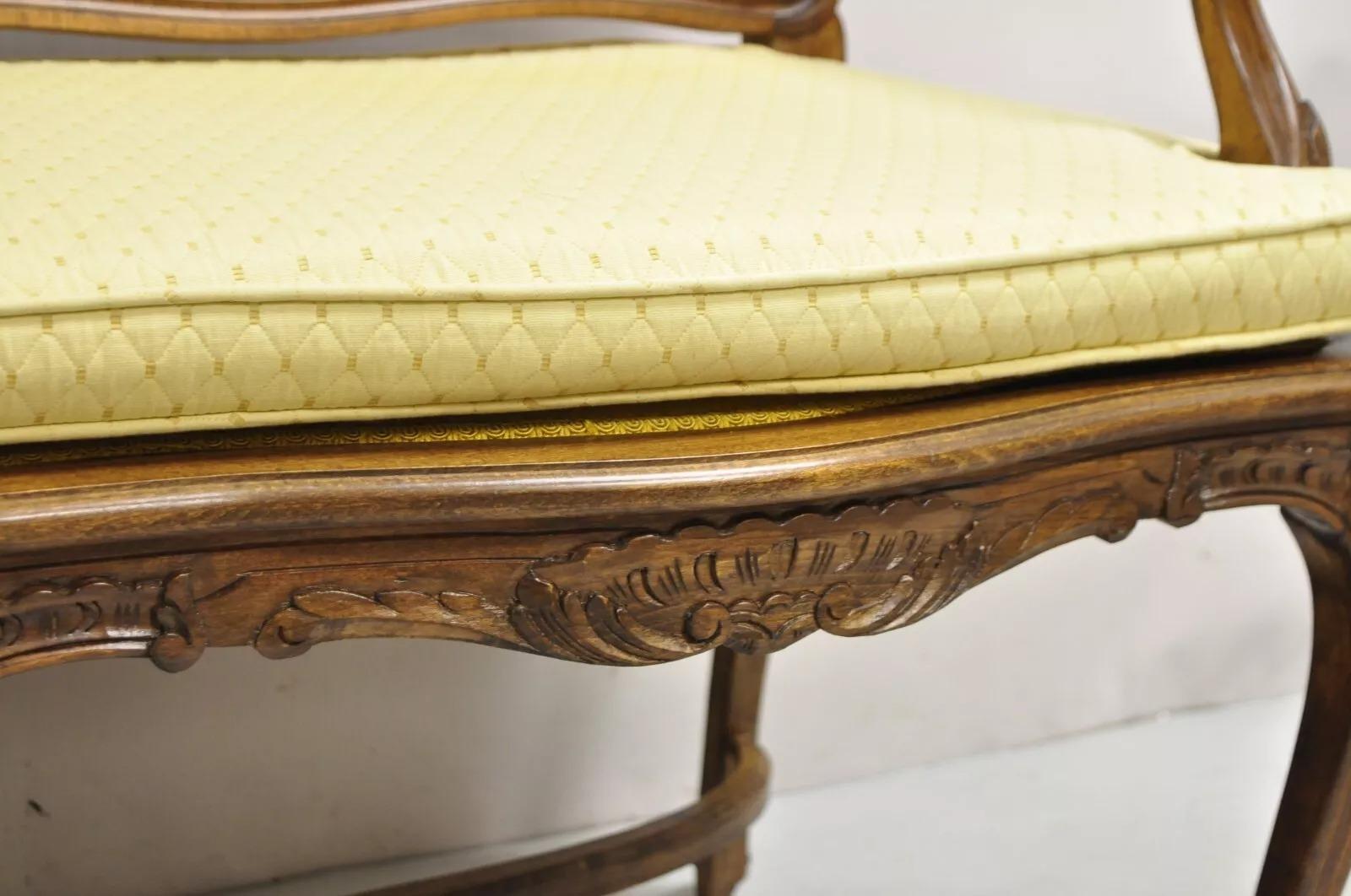 Vintage French Country Provincial Louis XV Style Carved Wood Cane Bench Settee In Good Condition For Sale In Philadelphia, PA