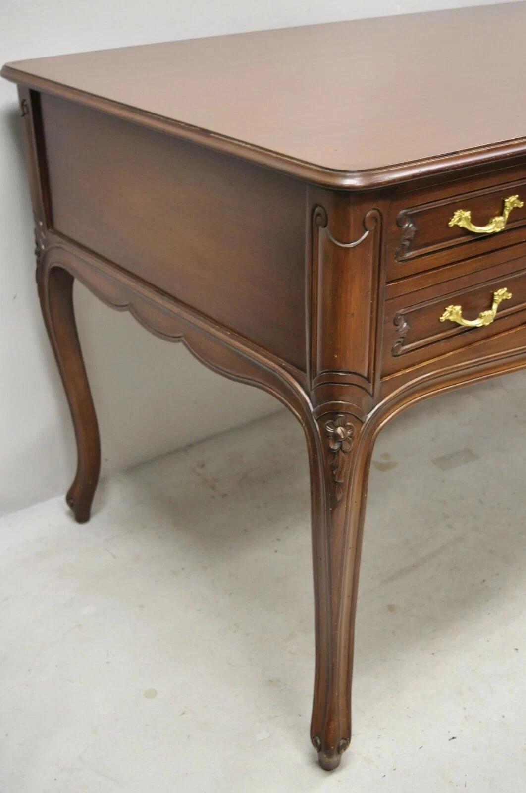 Vintage French Country Provincial Louis XV Style Walnut Office Writing Desk For Sale 5