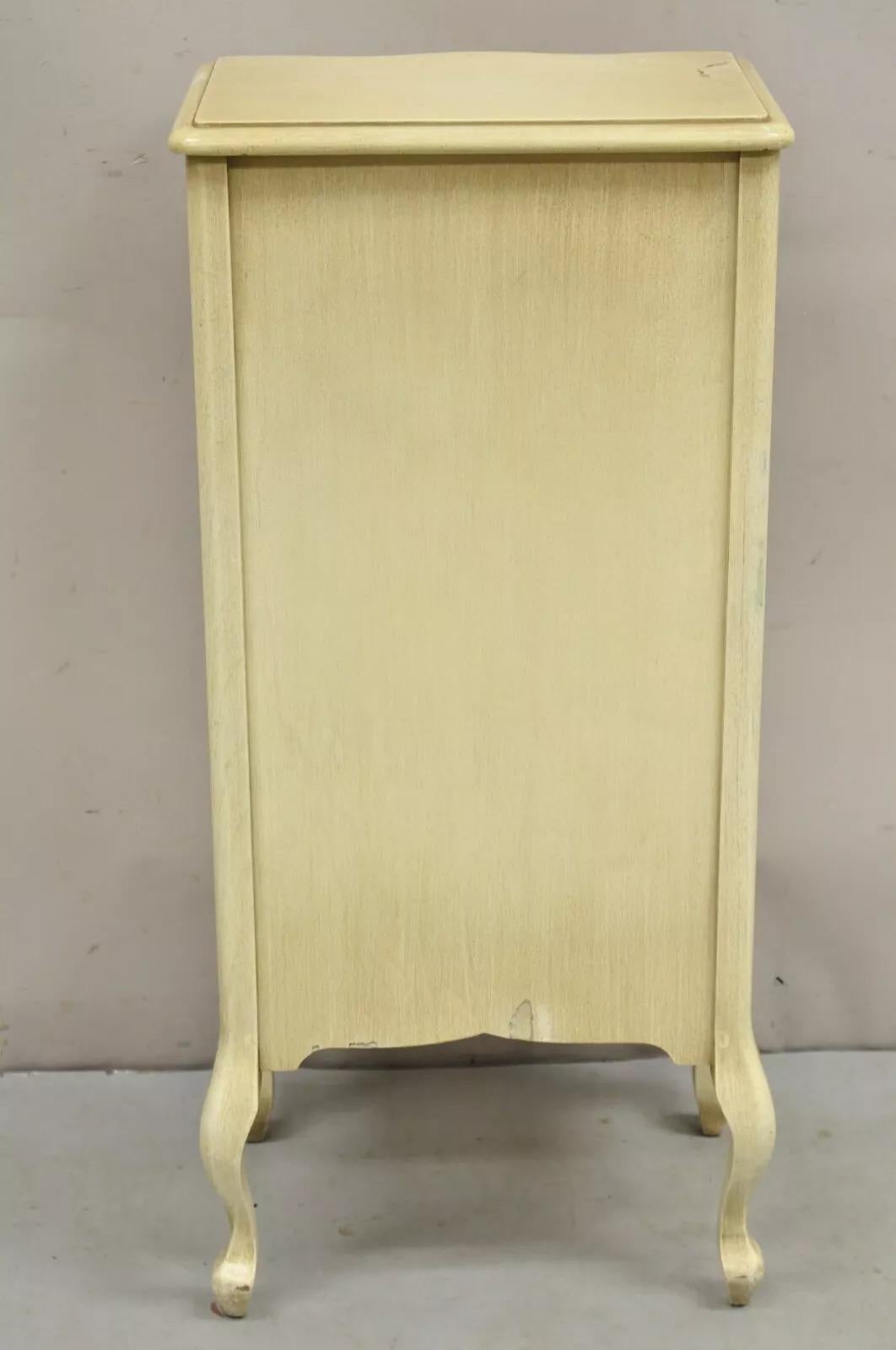 Vintage French Country Provincial Style Cream Painted 5 Drawer Chest Nightstand For Sale 2