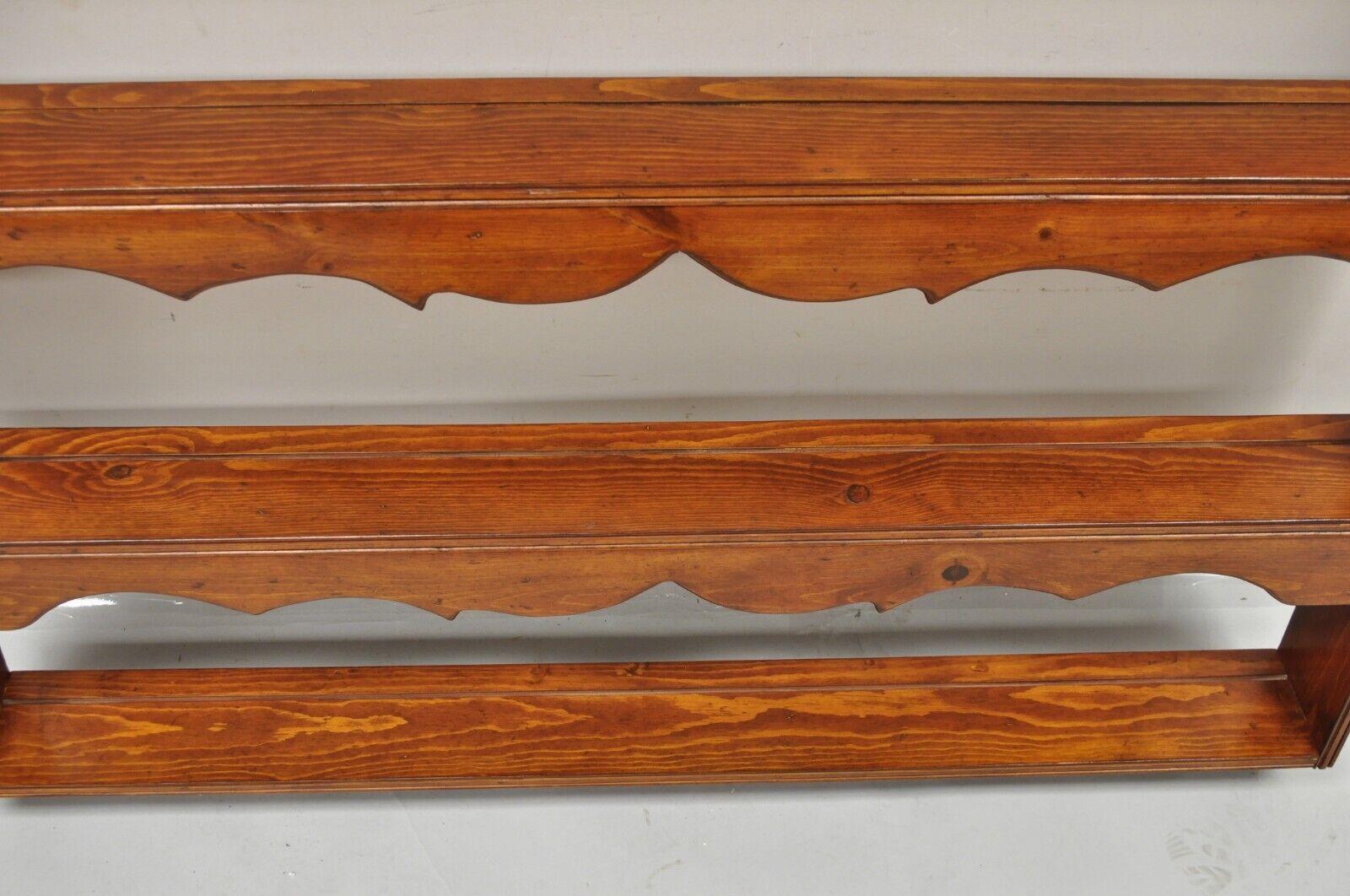 Vintage French Country Style Pine Wood Large Wall Hanging Plate Display Rack In Good Condition In Philadelphia, PA