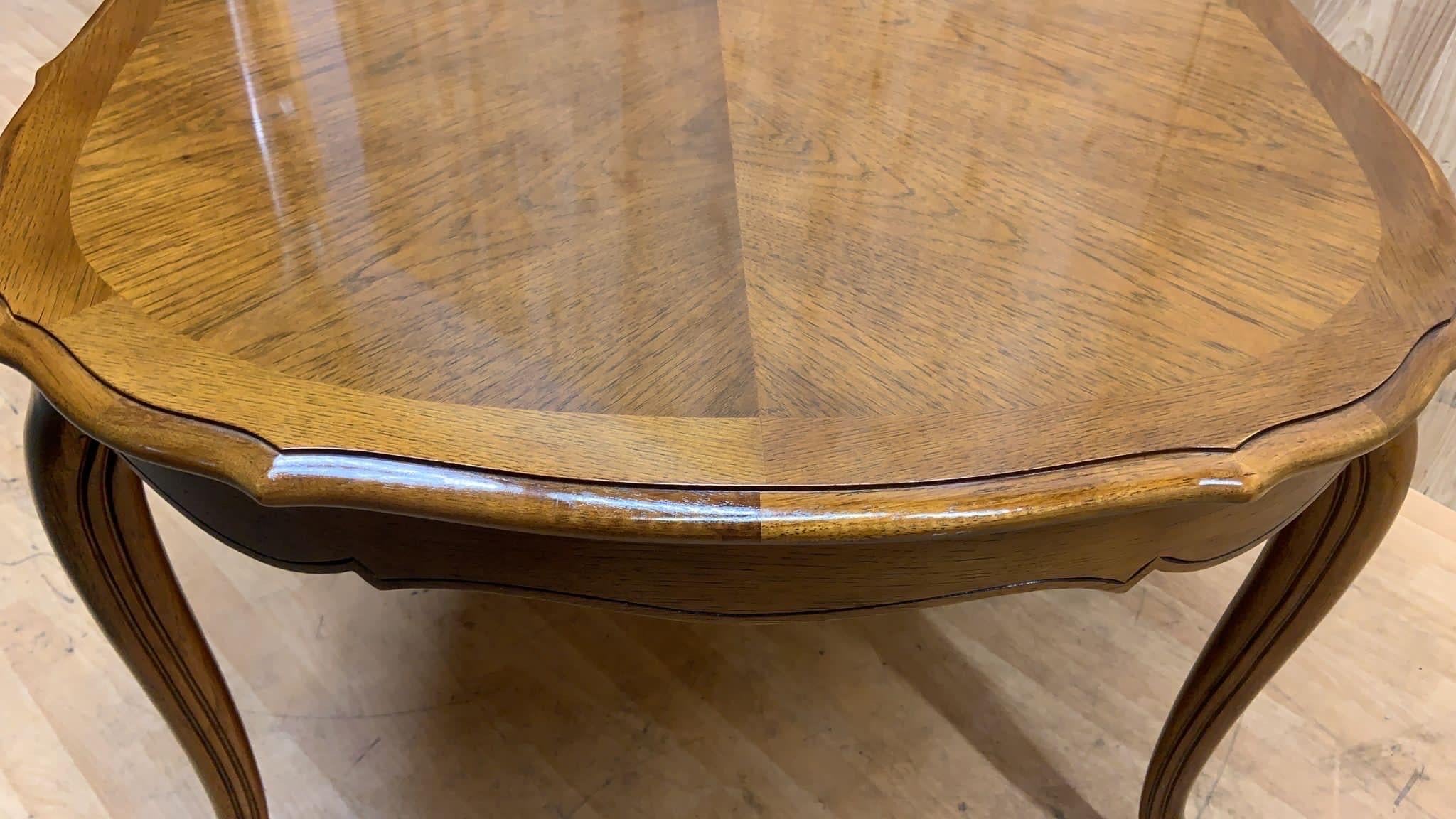 Mid-Century Modern Vintage French Country Thomasville Expandable Dining Table