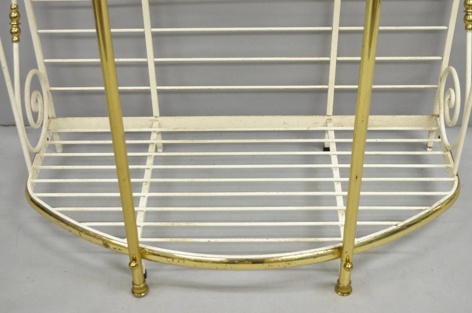 Vintage French Country White Wrought Iron & Brass 3 Tier Pastry Bakers Rack in vendita 1