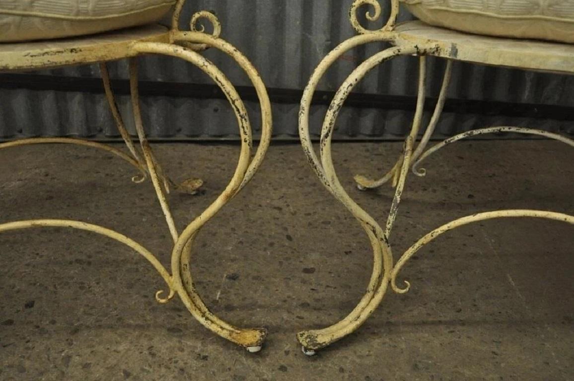 20ième siècle Vintage French Country Wrought Iron Lattice Scrolling Arm Chairs (B) - Pair en vente
