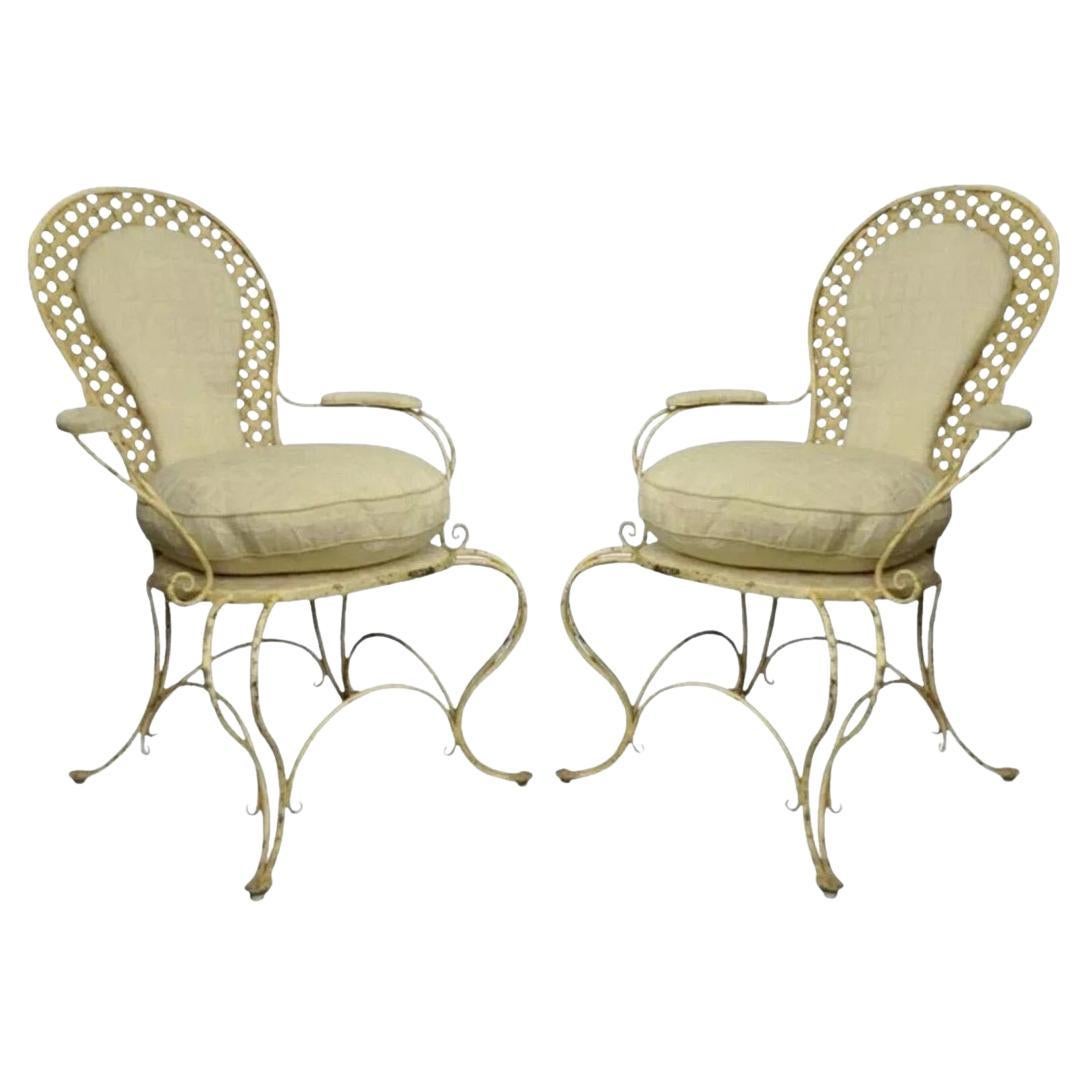 Vintage French Country Wrought Iron Lattice Scrolling Arm Chairs (B) - Pair en vente
