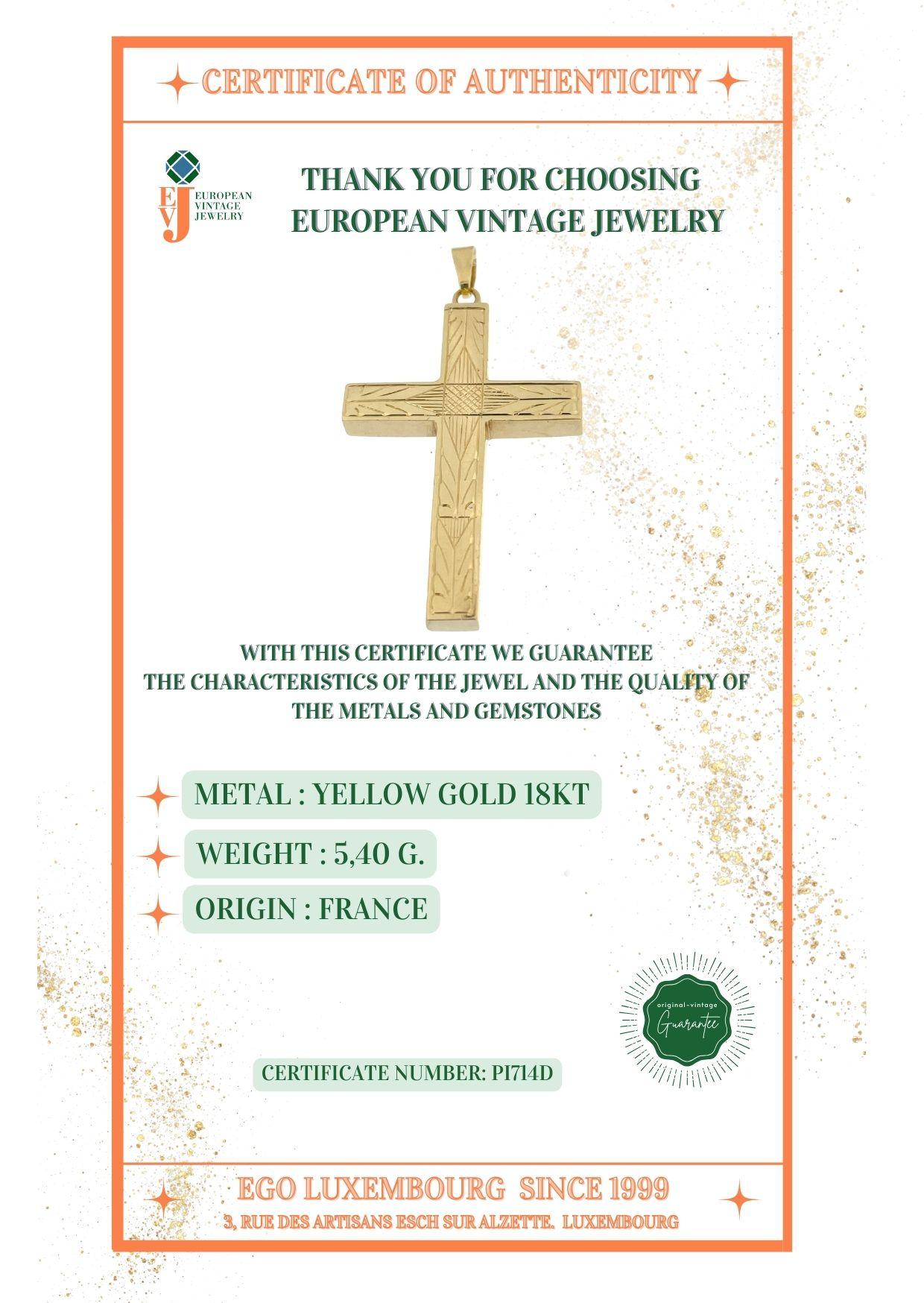 Vintage French Cross 18 karat Yellow Gold with Geometric Patterns For Sale 3