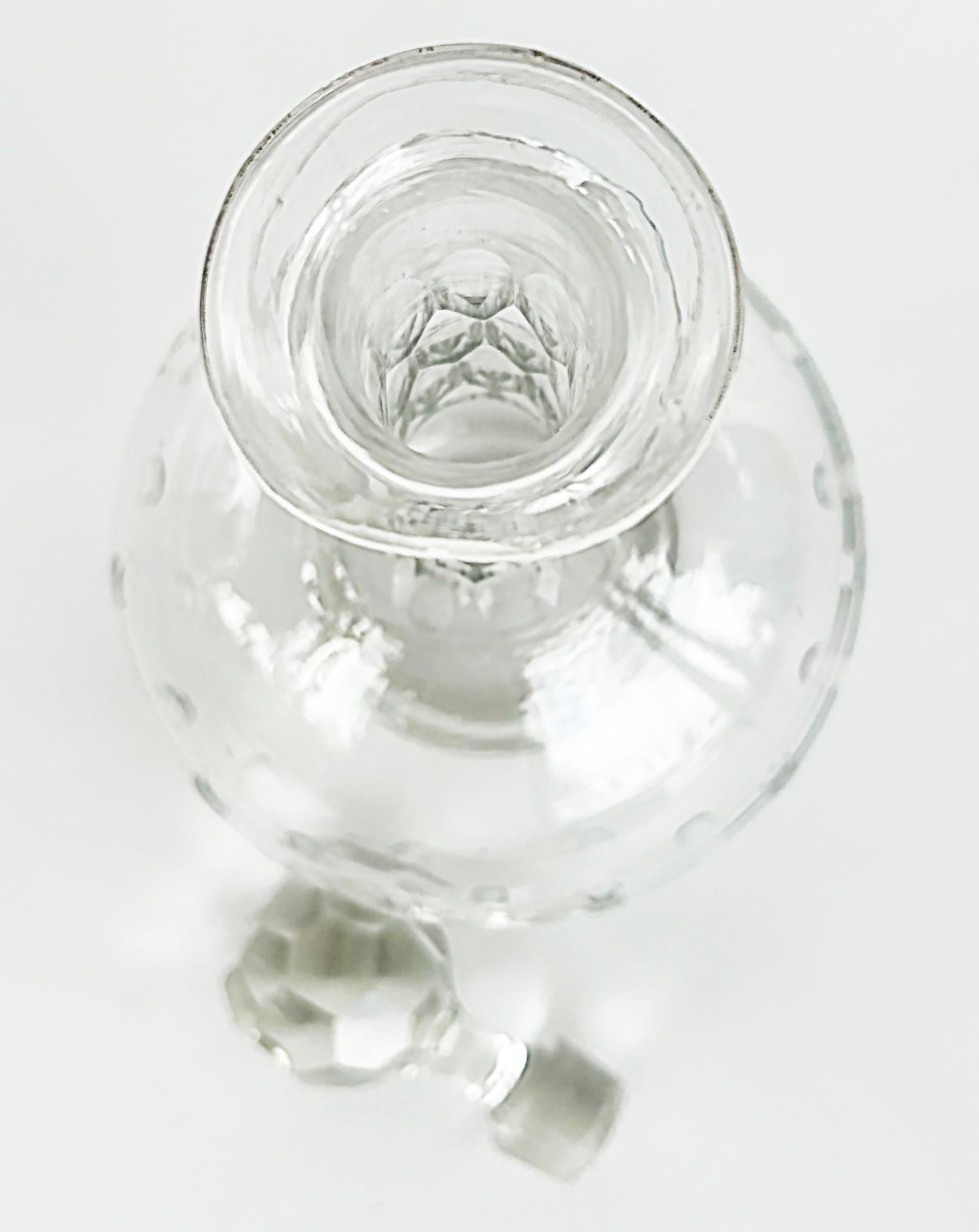 Vintage French Cut Crystal Decanters, Val Saint Lambert Attributed, Set of Two en vente 5