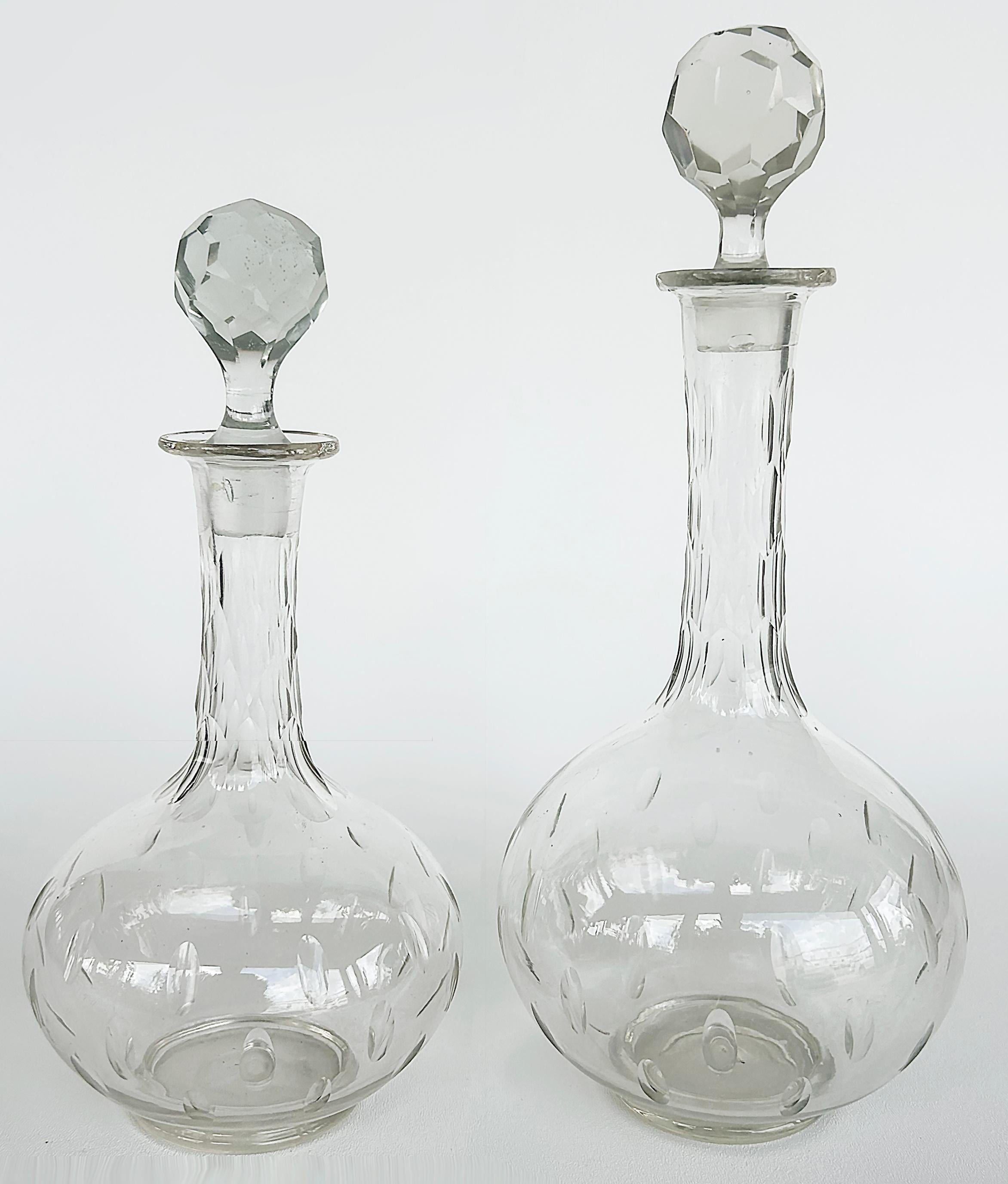 Vintage French Cut Crystal Decanters, Val Saint Lambert Attributed, Set of Two Bon état - En vente à Miami, FL