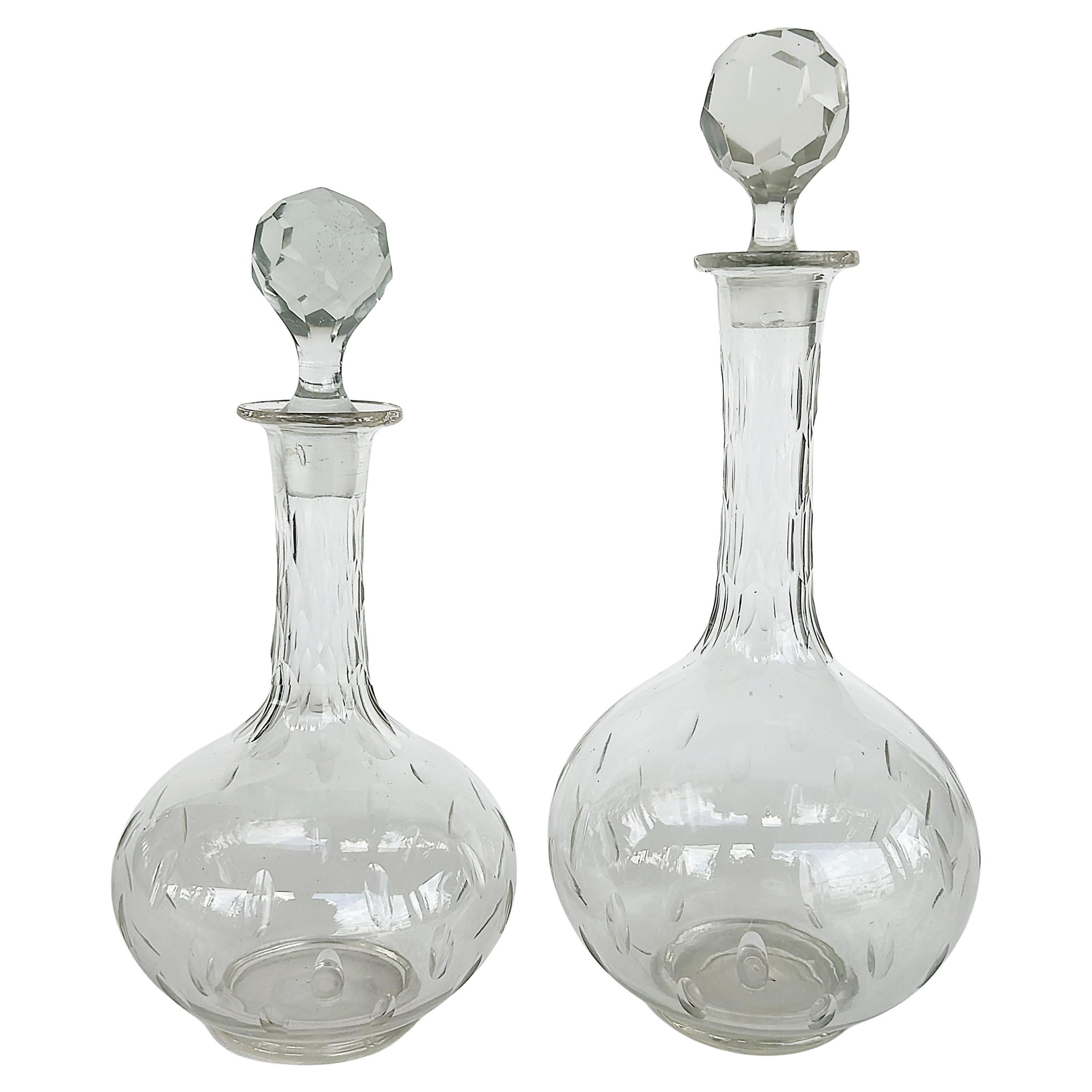 Vintage French Cut Crystal Decanters, Val Saint Lambert Attributed, Set of Two en vente