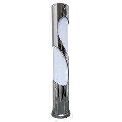 Lampe de table décorative française de l'ère spatiale en métal chromé et verre