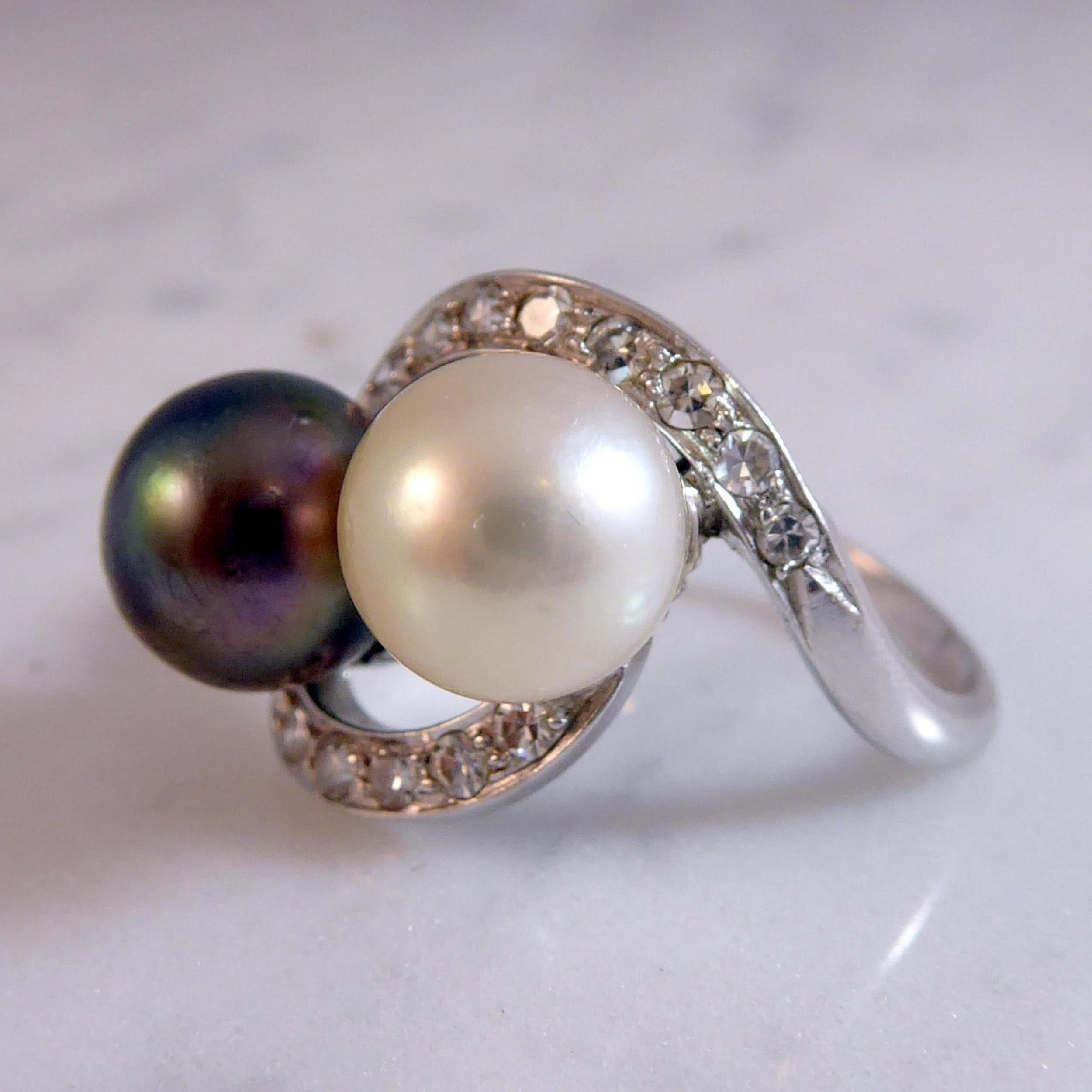 Art Deco Vintage French Design Akoya Grey and Cream Pearl Diamond Cross Over Twist Ring