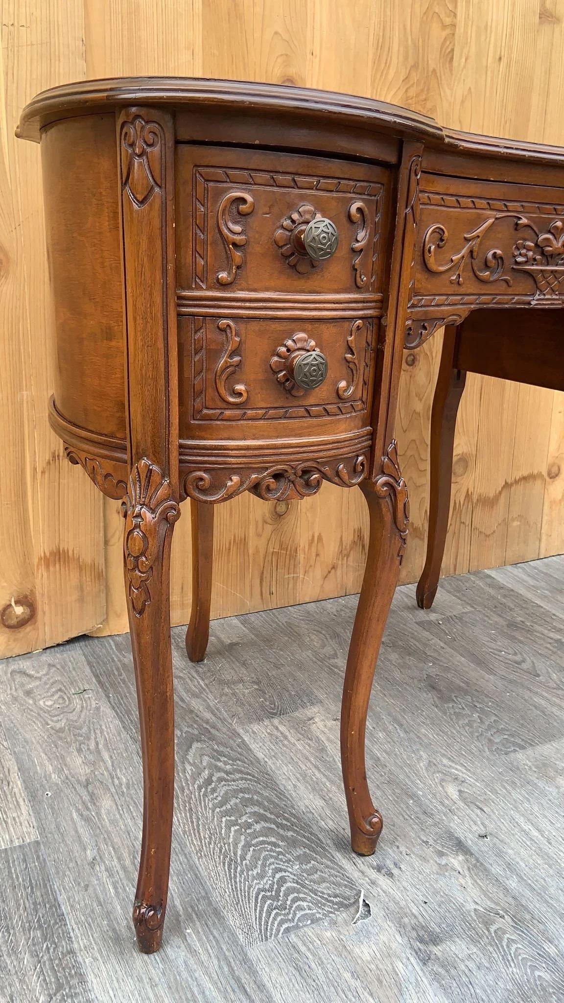 Mid-20th Century Vintage French Design Kidney Shape Carved Walnut Office Library Desk For Sale