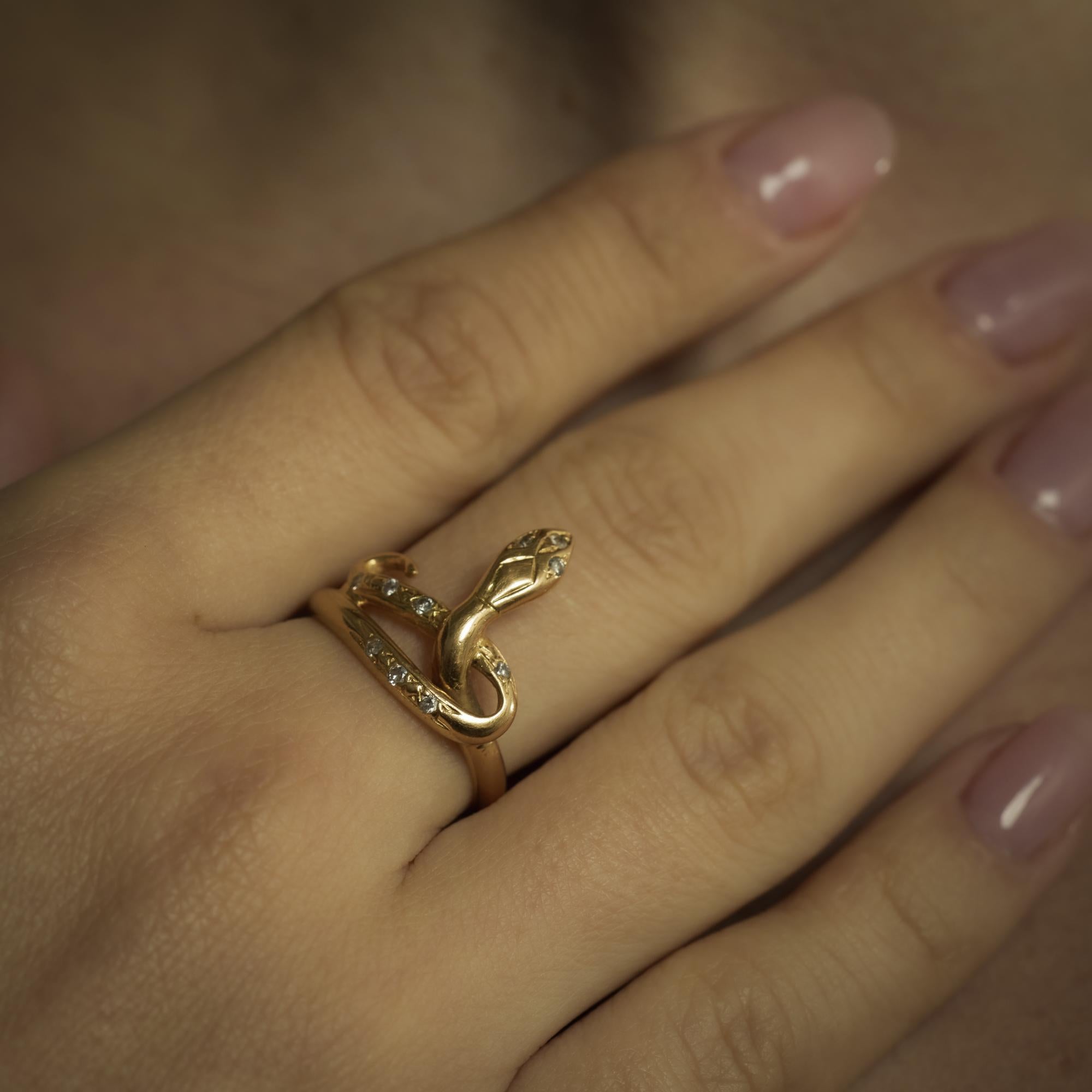 Vintage French Diamant 18k Gelbgold Schlangenring Damen im Angebot