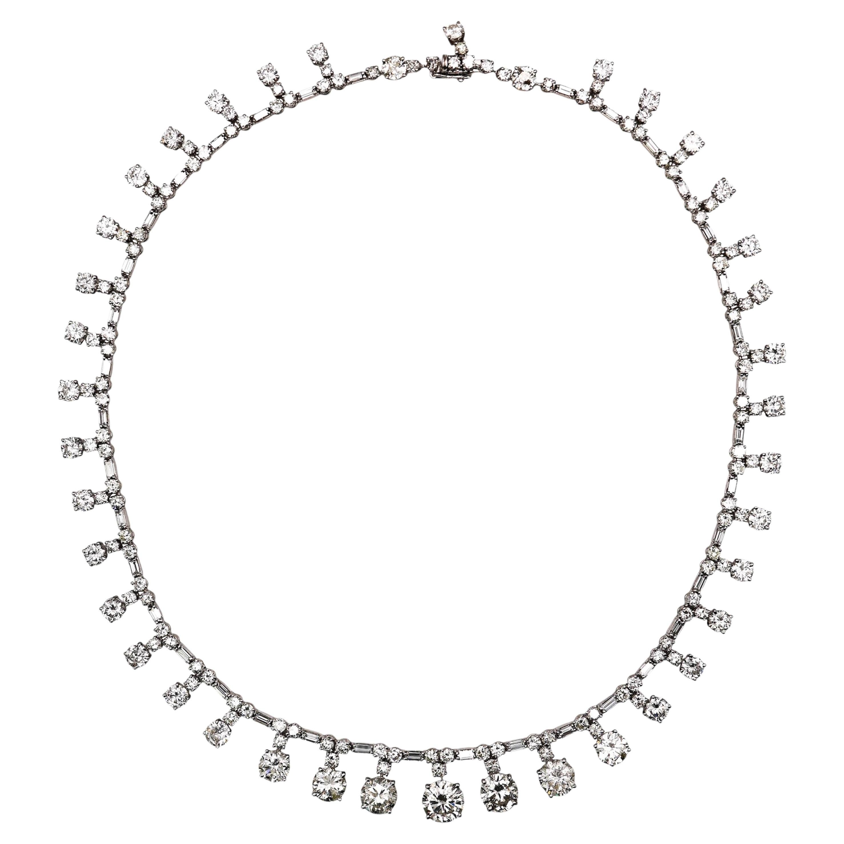 Collier Riviére en diamant et platine, 37.84 carats, Circa 1950