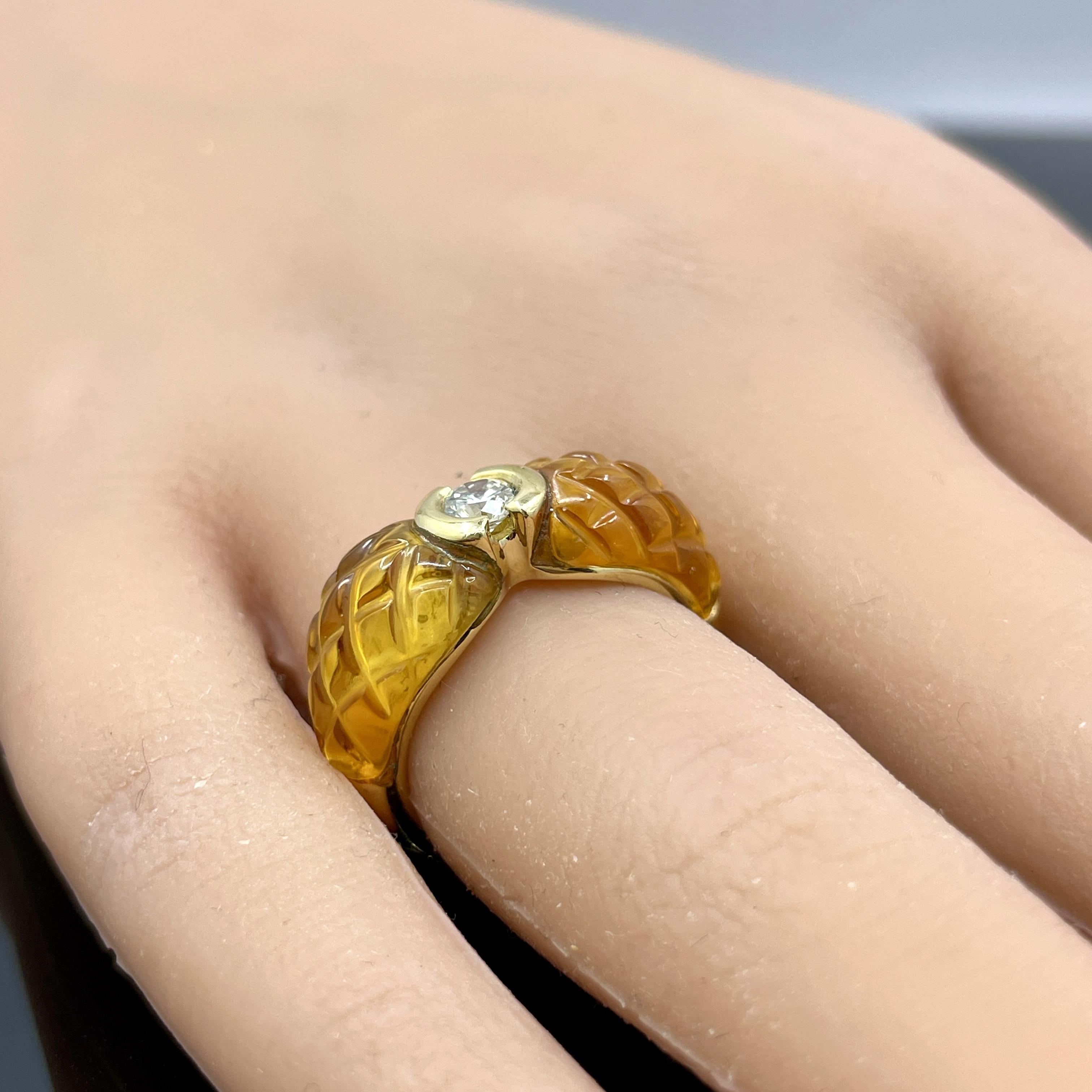 Anello francese vintage con diamante e citrino intagliato in oro giallo 18 carati in vendita 3