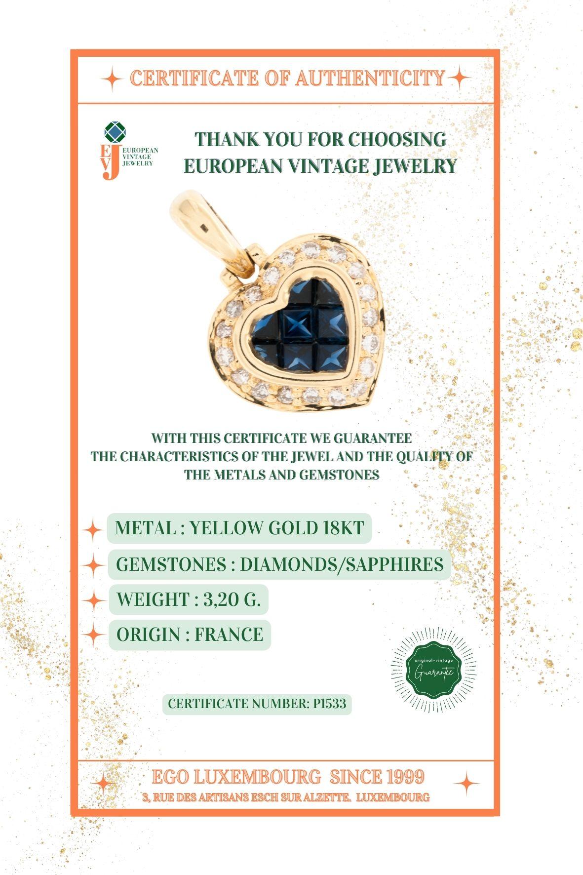 Pendentif français vintage cœur en or jaune avec diamants et saphirs en vente 2