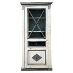 Armoire vintage française en métal et bois vieillis