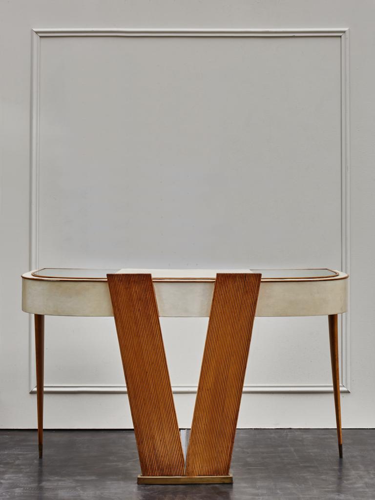 Elegant old dressing table in wood and parchment. Opening top with a mirror. 2 drawers, France, 1940.
 