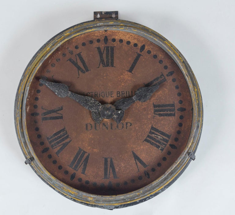 Vintage French Dunlop Électrique Brillé Advertising Clock, circa 1930 For  Sale at 1stDibs