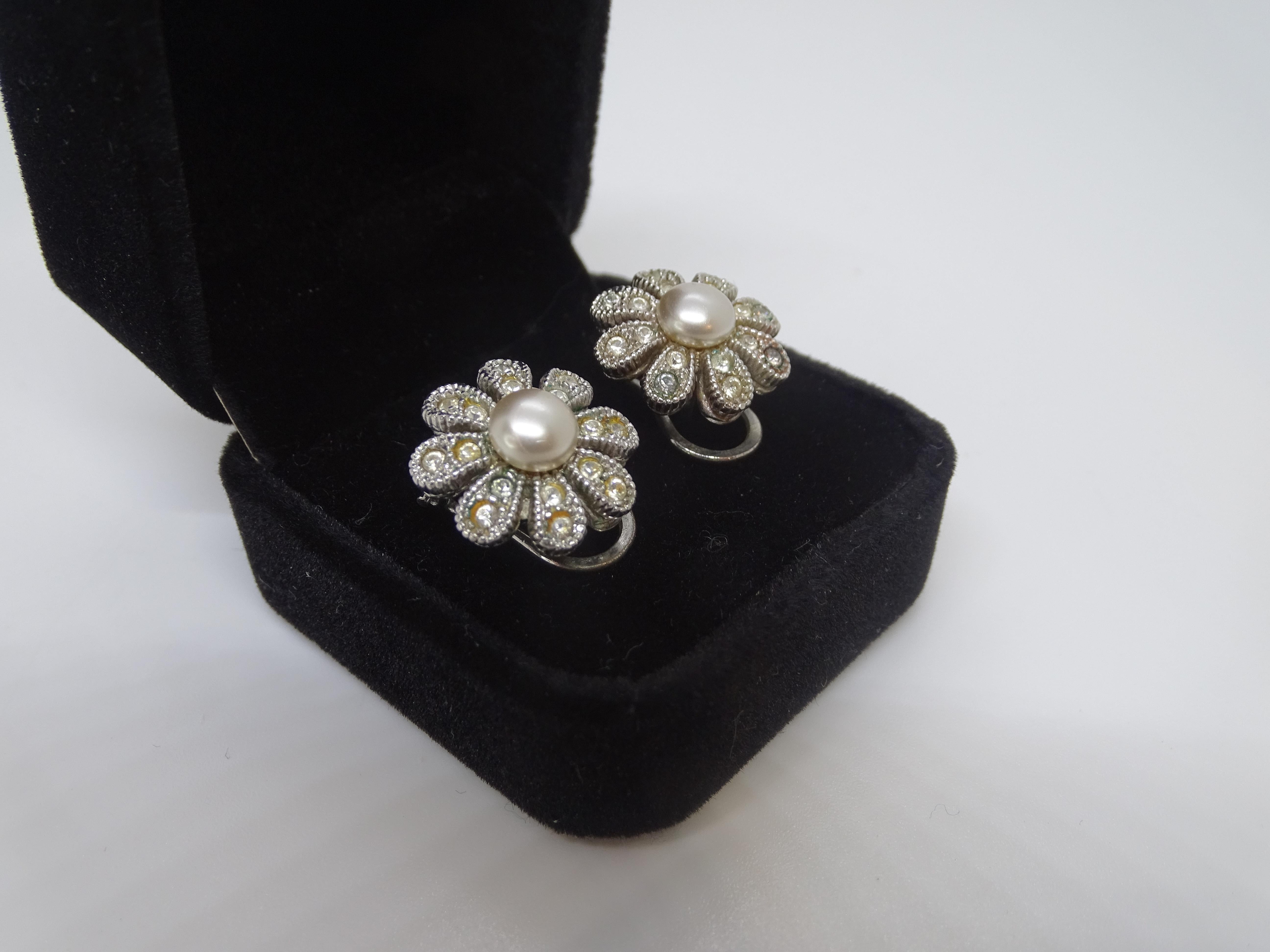 Women's or Men's Vintage French earrings in the shape of Daisies, zircons, pearls For Sale
