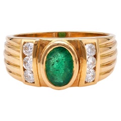 Vintage French Emerald and Diamond 18k Yellow Gold Ring