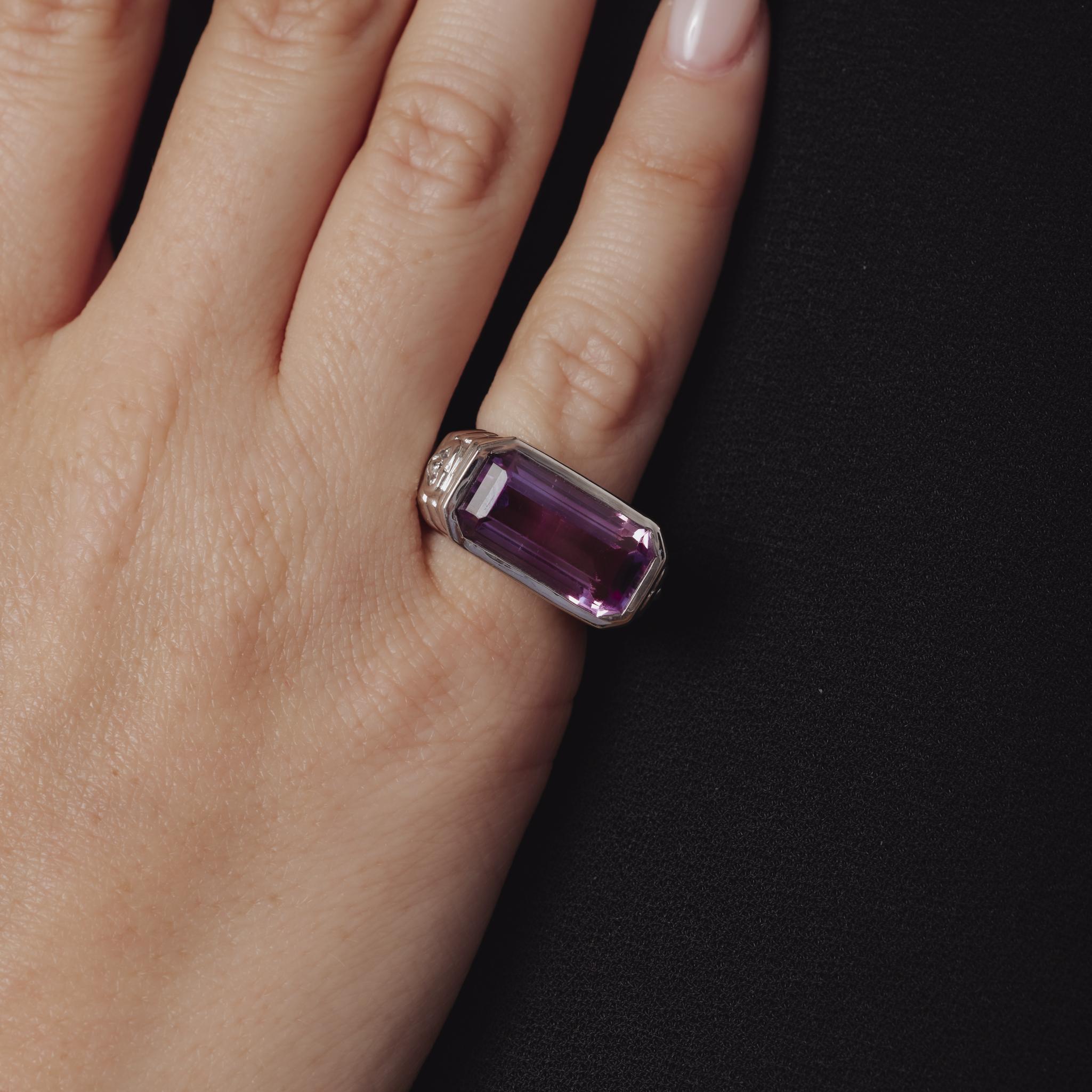 Vintage French Smaragdschliff Amethyst-Diamant 18k Weißgold-Cocktailring im Angebot 1