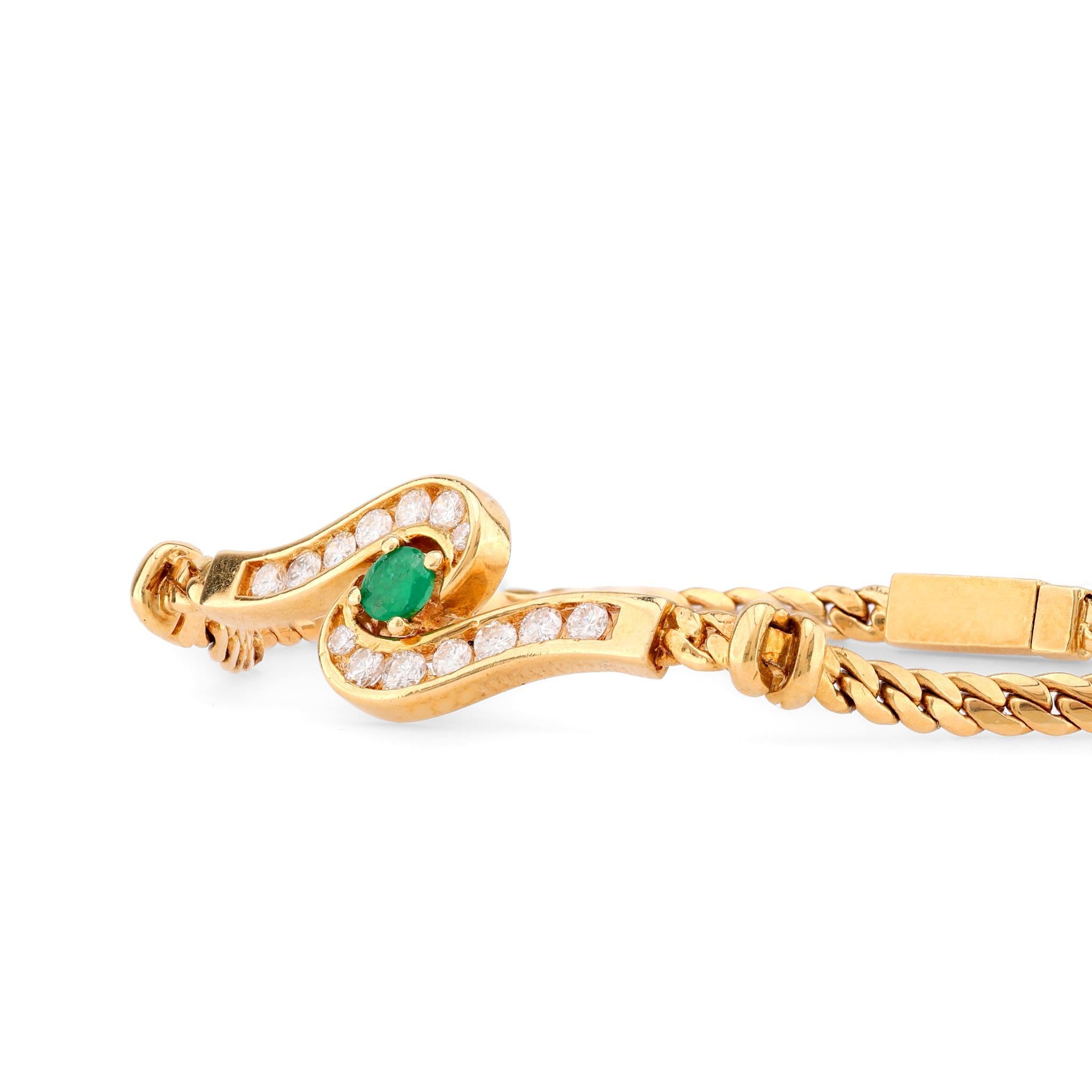 Moderne Bracelet Vintage Français Emeraude Diamant Or Jaune 18K en vente