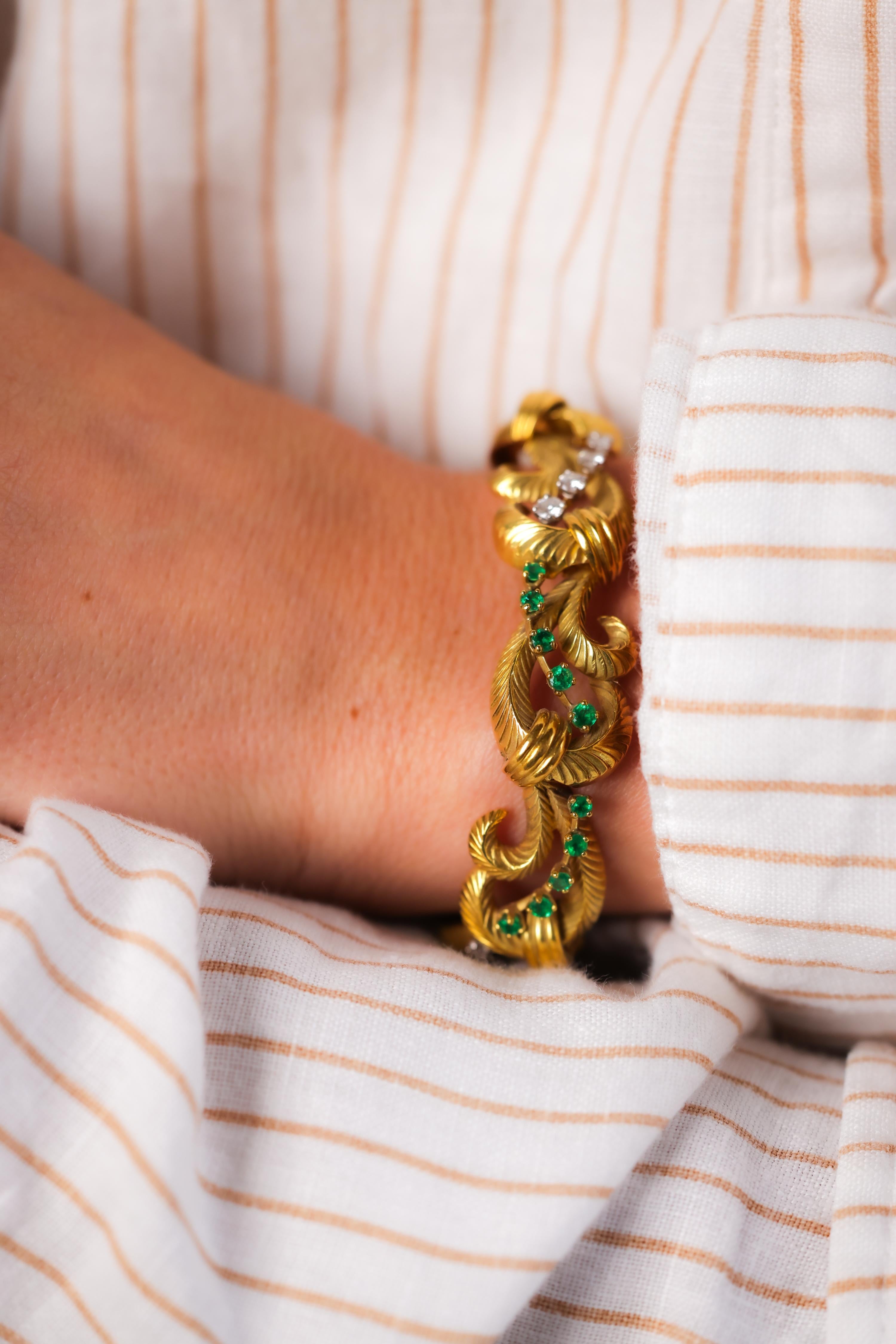 Pulsera francesa vintage de oro amarillo de 18 quilates con esmeralda y diamantes Corte brillante