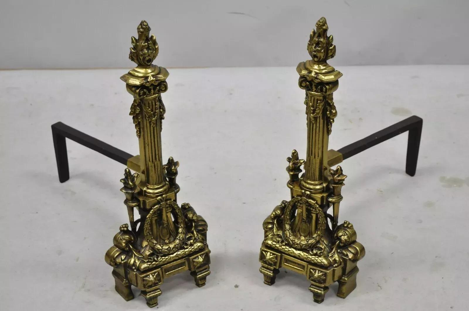 Französische Empire-Messing-Bronze-Säulen-Feuerböcke im Vintage-Stil mit Flammen-Finish, Französisches Empire-Stil, Paar im Angebot 6
