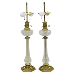 Paire de lampes de table Empire en laiton et cristal à colonne en verre "lampe à huile".