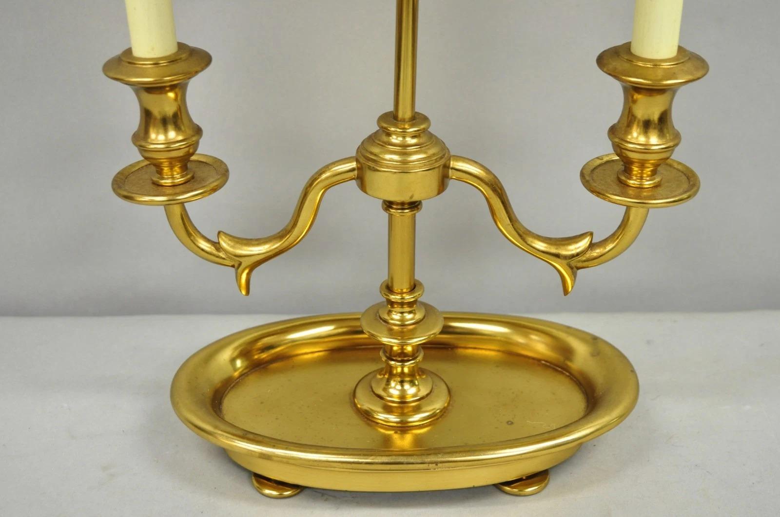 Sconosciuto Lampada da tavolo vintage Impero francese in ottone e metallo, candeliere Bouillotte in vendita
