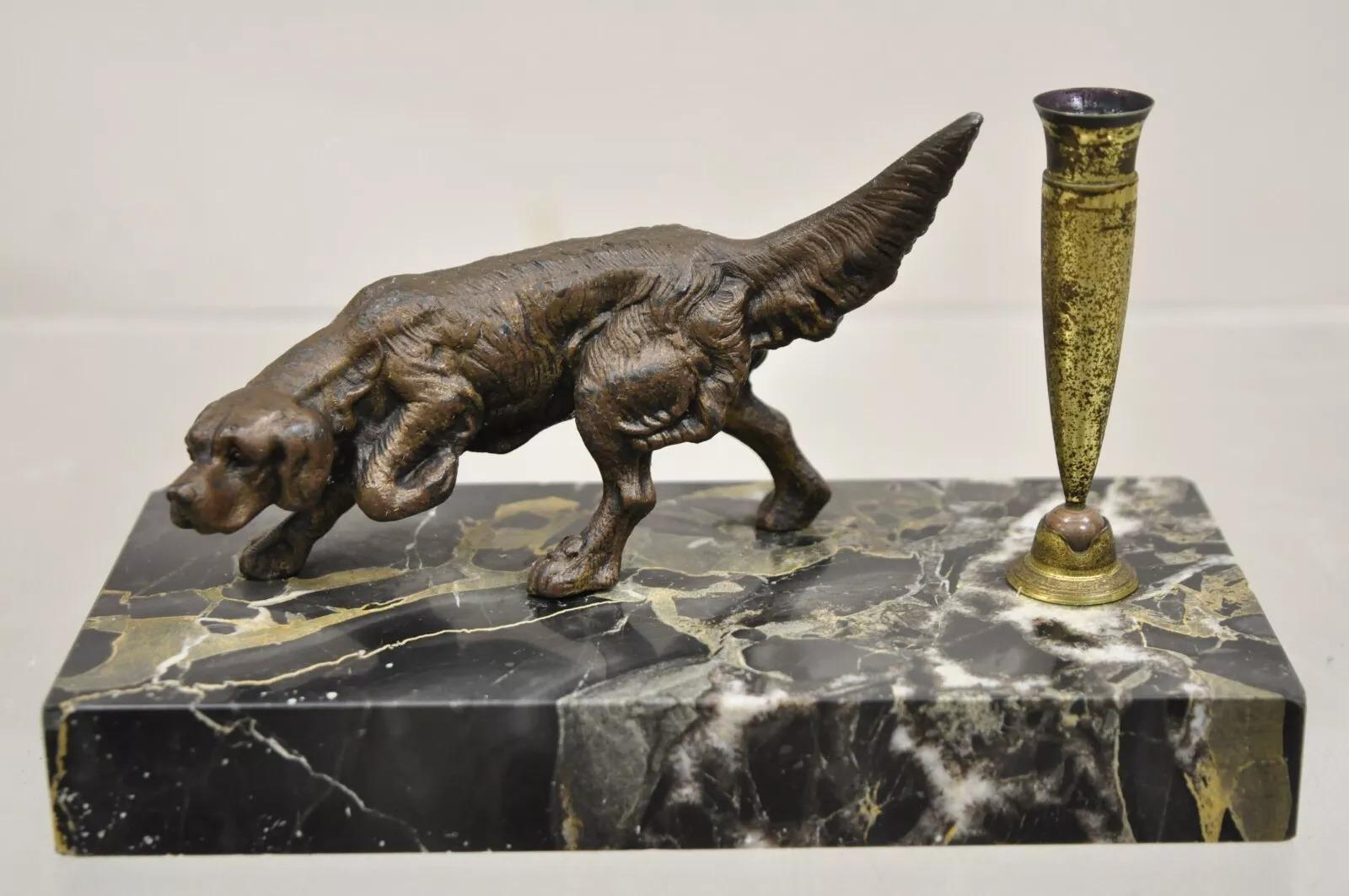 Porte-stylos de bureau en bronze Empire français pour chien de chasse sur socle en marbre en vente 4
