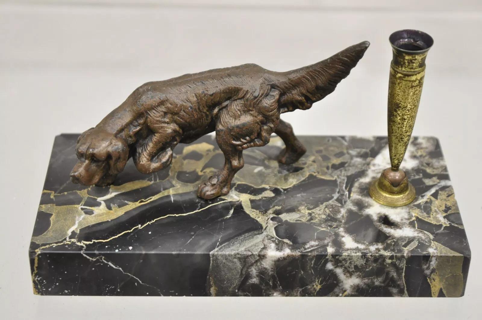 Porte-stylos de bureau en bronze Empire français pour chien de chasse sur socle en marbre en vente 5