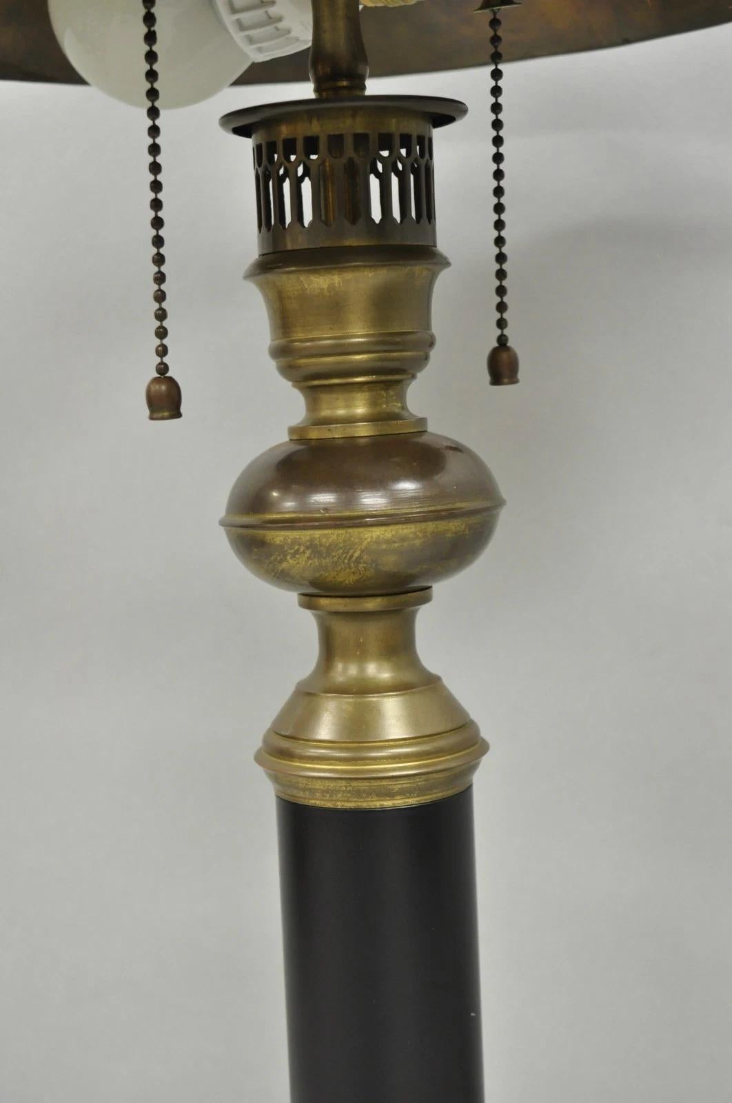 Vintage French Empire Brüniertes Messing Kleine Bouillotte Schwarze Säule Tischlampe im Angebot 2