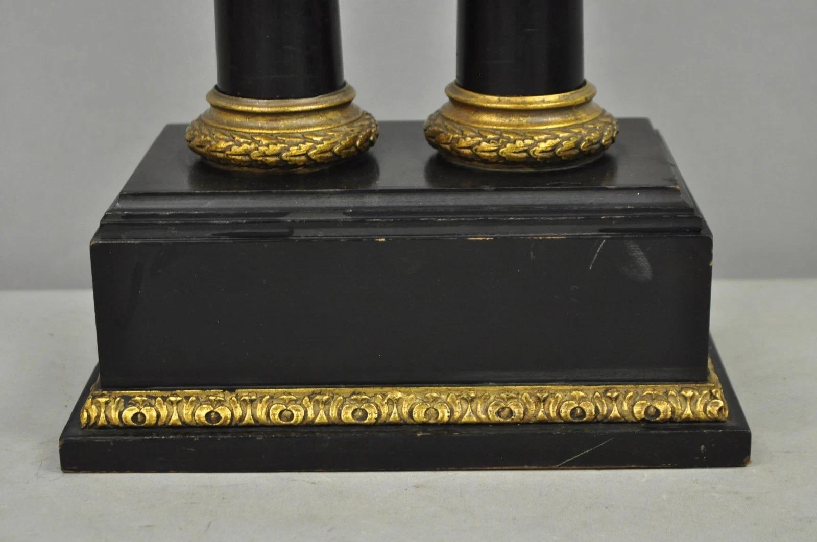 Vintage Französisch Empire Doppel hölzerne korinthische Säule Schwarz & Gold Tischlampe (Metall) im Angebot