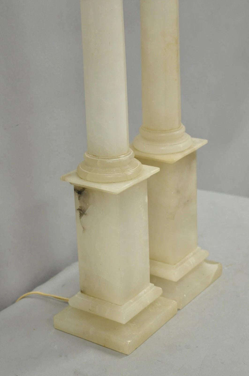 Vintage French Empire Italian Carved Alabaster Column Table Lamps - a Pair en vente 3